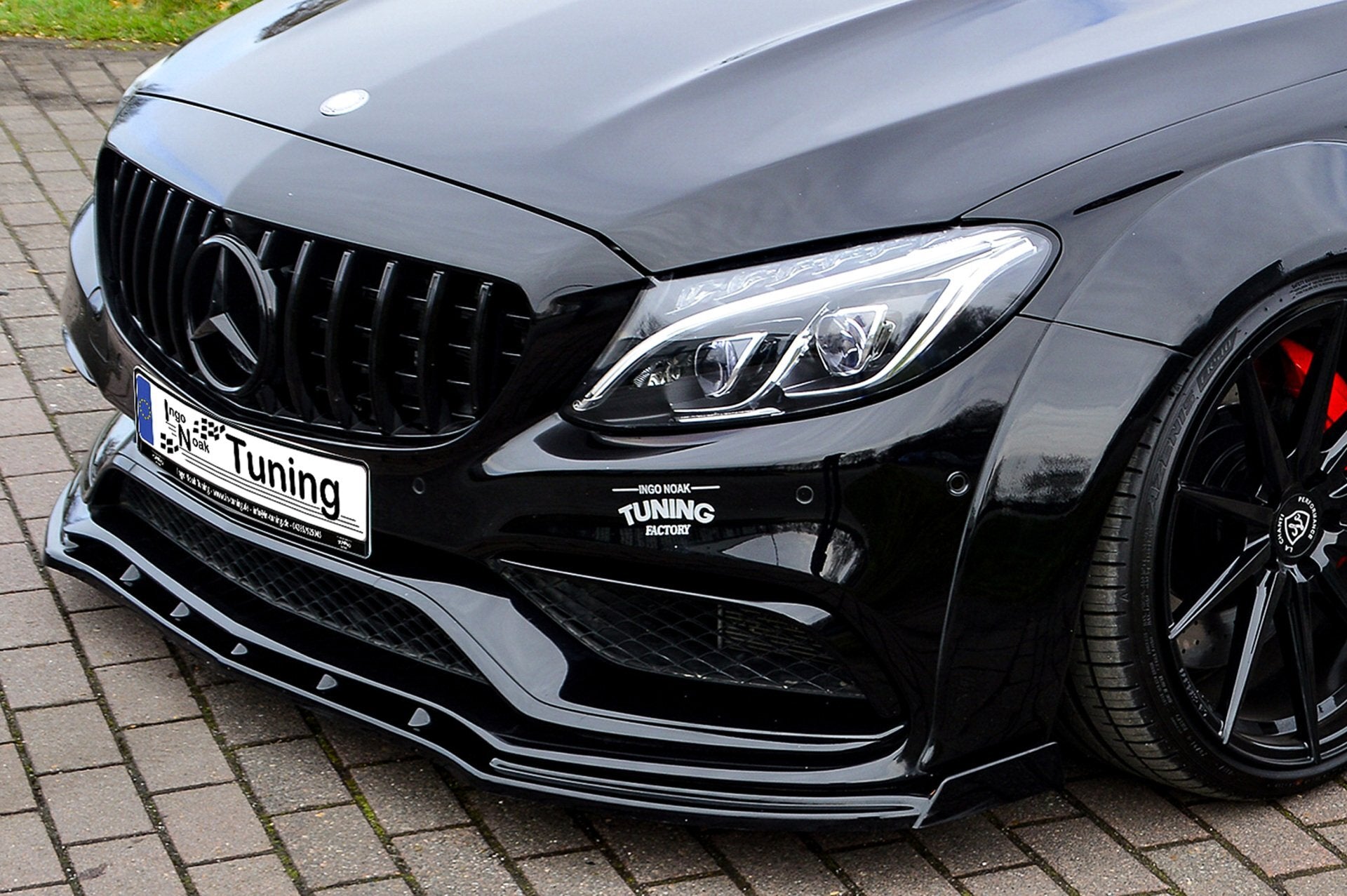 Cup Frontspoilerlippe mit Wing für Mercedes C-Klasse C63AMG W205/C205/A205/S205 Carbon Optik