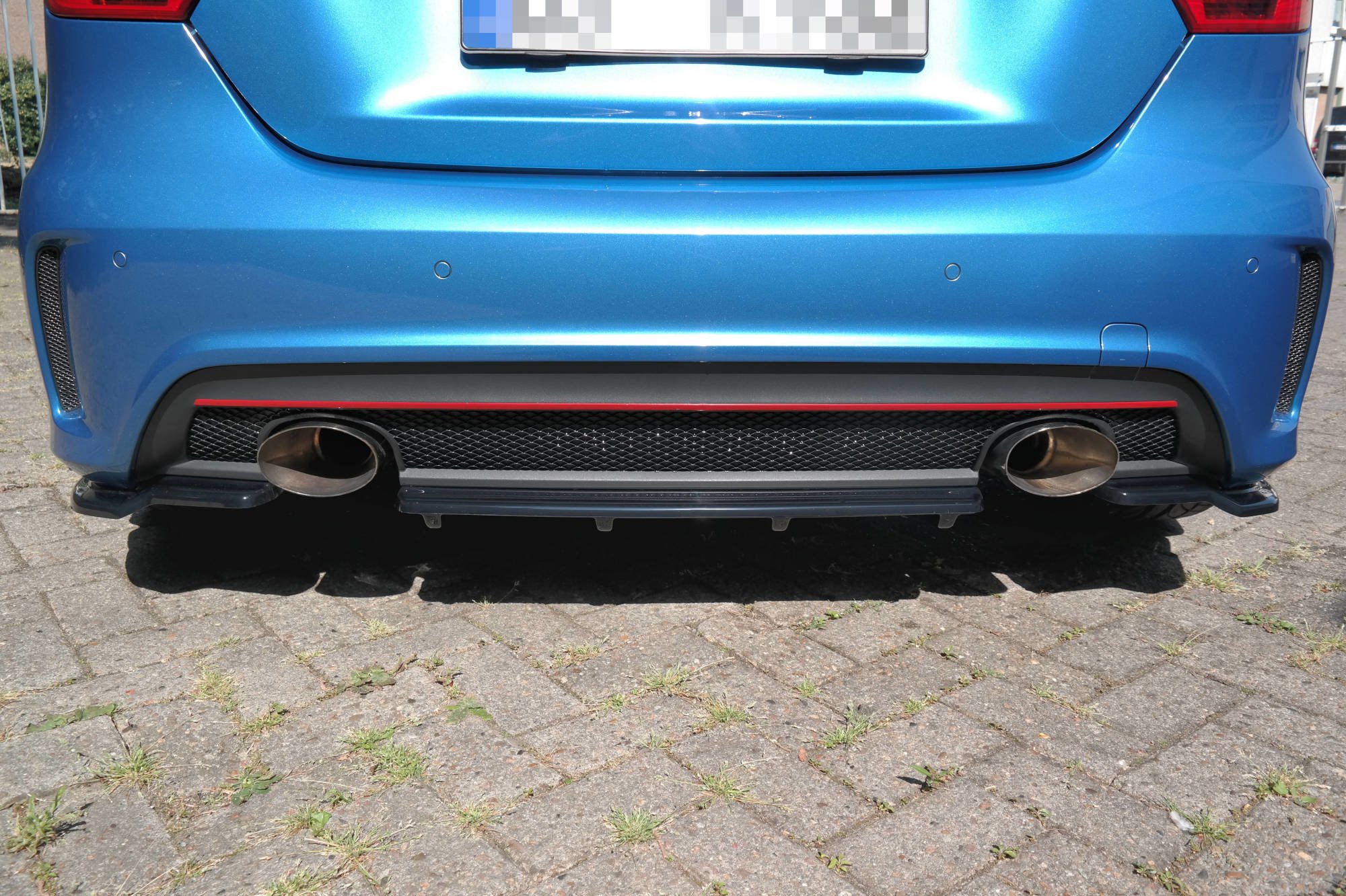 Street+ Mittlerer Diffusor RACE Heck Ansatz passend für Mercedes W176 AMG-LINE vor FL schwarz Hochglanz