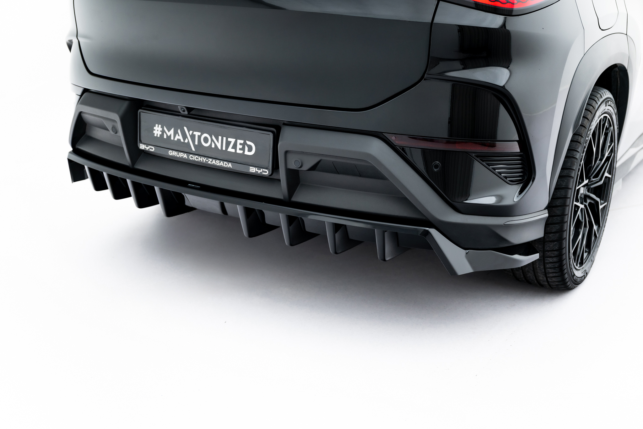 Diffusor Heckansatz passend für BYD Sealion 7 Mk1 schwarz Hochglanz