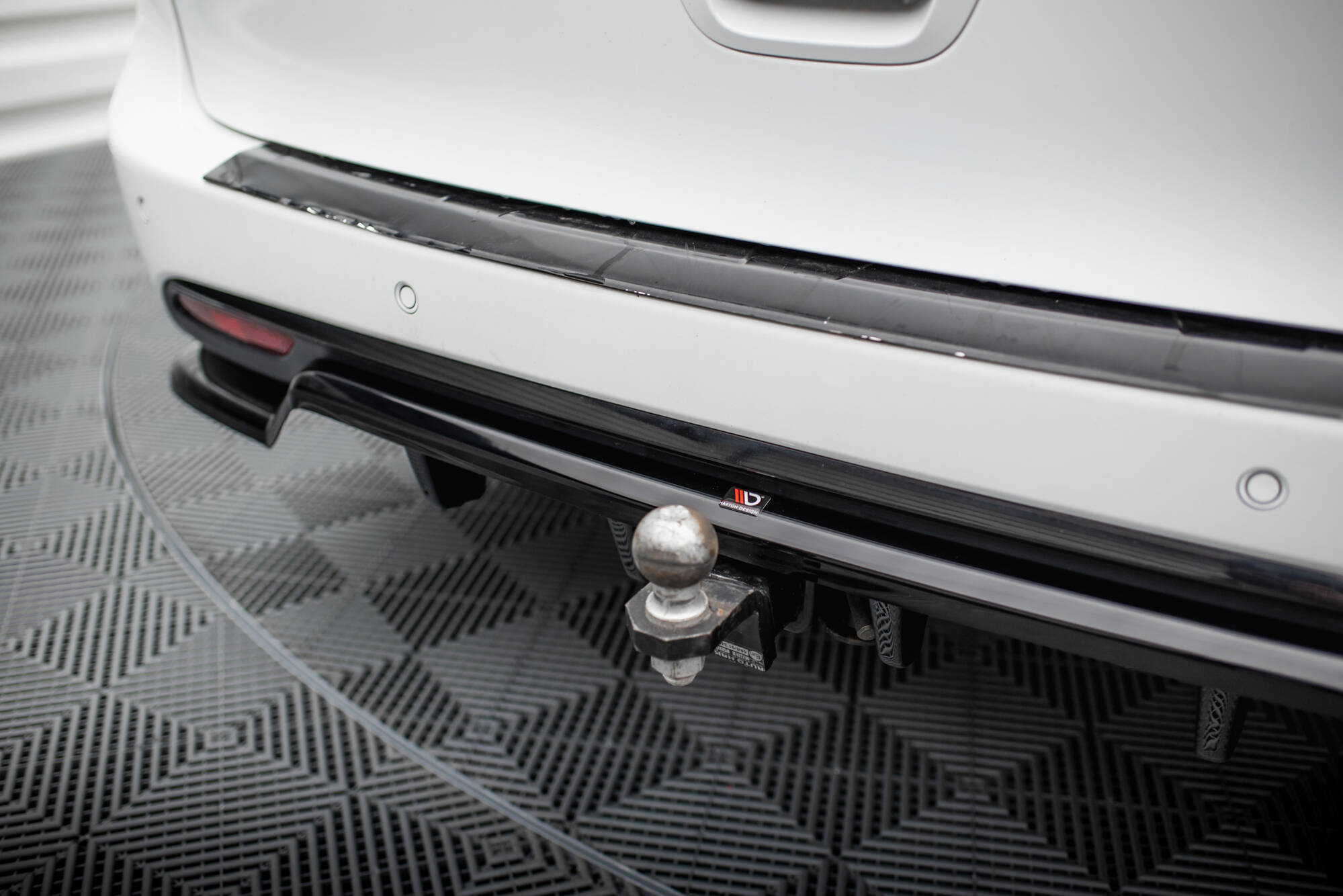 Diffusor Heckansatz passend für Chrysler Pacifica Mk2 FL schwarz Hochglanz