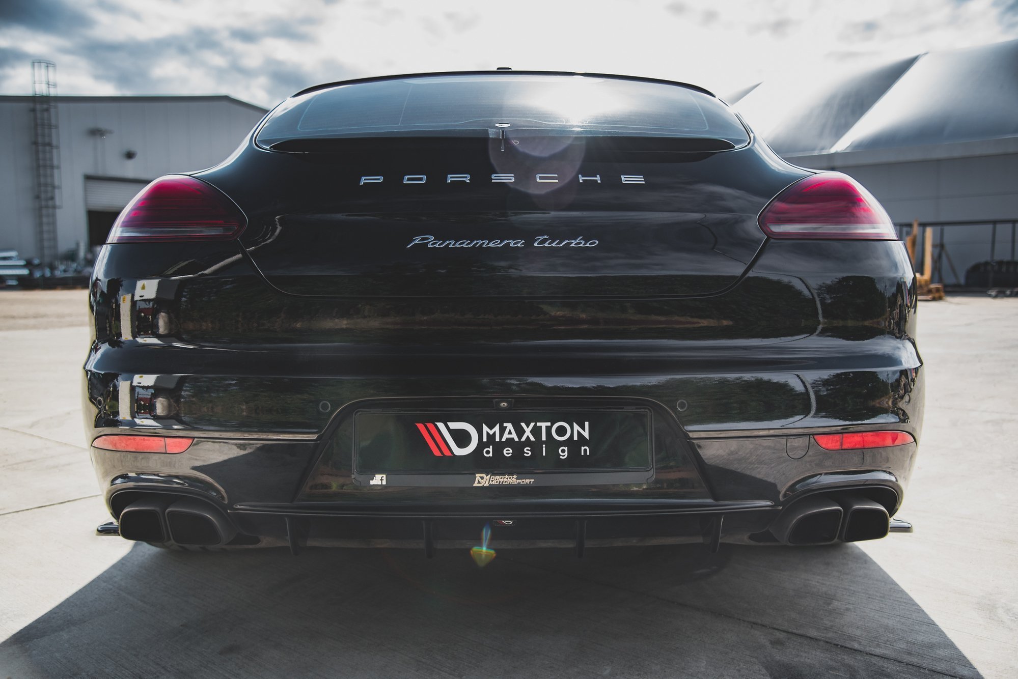 Street+ Heck Ansatz Diffusor passend für Porsche Panamera Turbo 970 FL schwarz Hochglanz