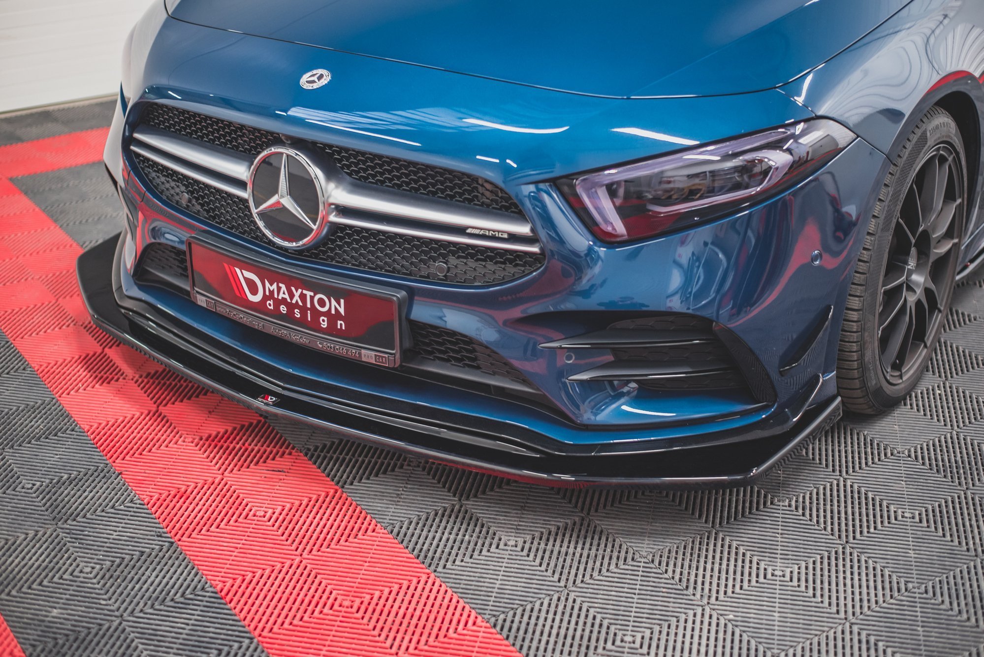 Front Ansatz V.3 für Mercedes A35 AMG Aero W177 schwarz Hochglanz