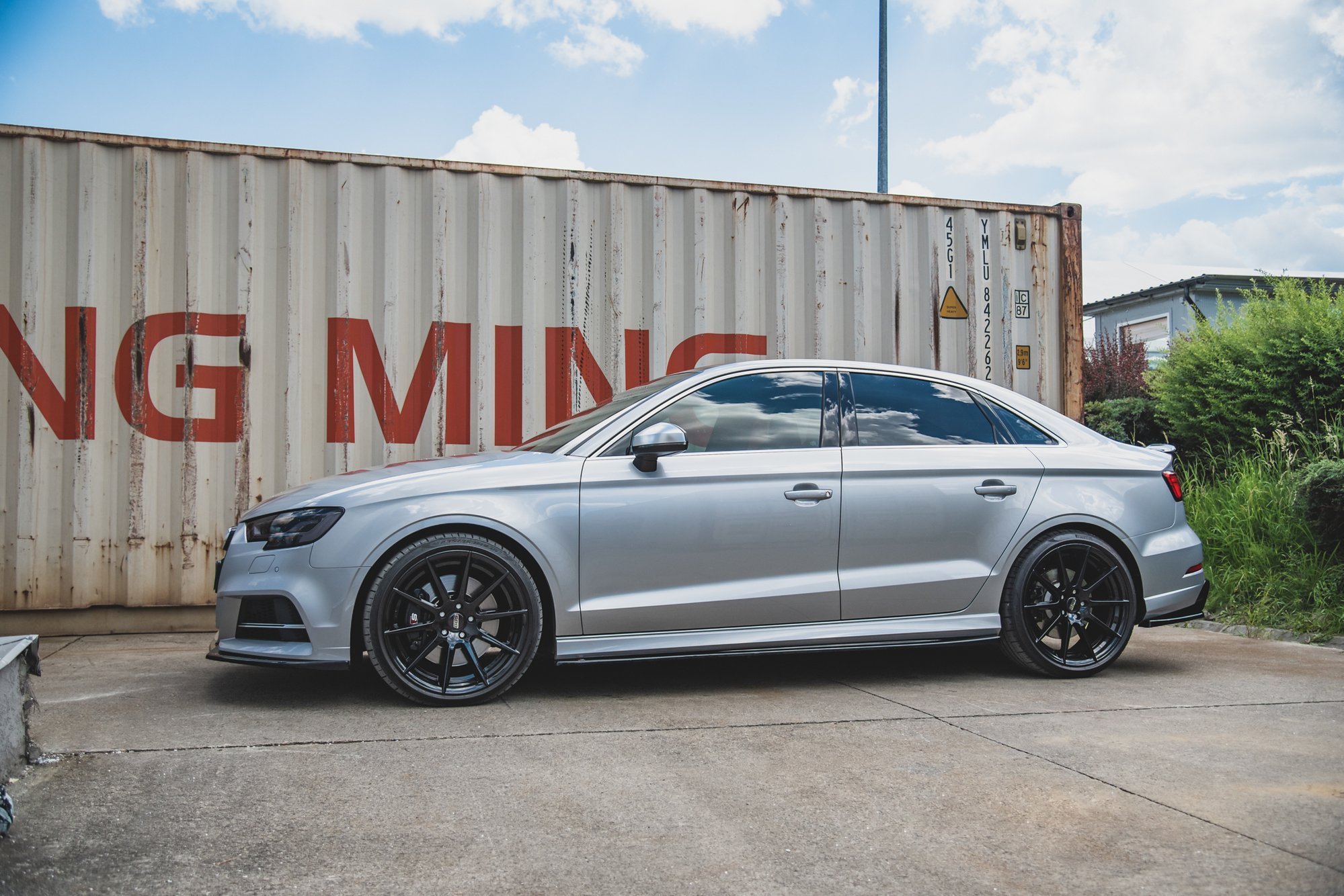 Seitenschweller Ansatz V.2 für Audi S3 / A3 S-Line Limousine 8V Facelift schwarz Hochglanz