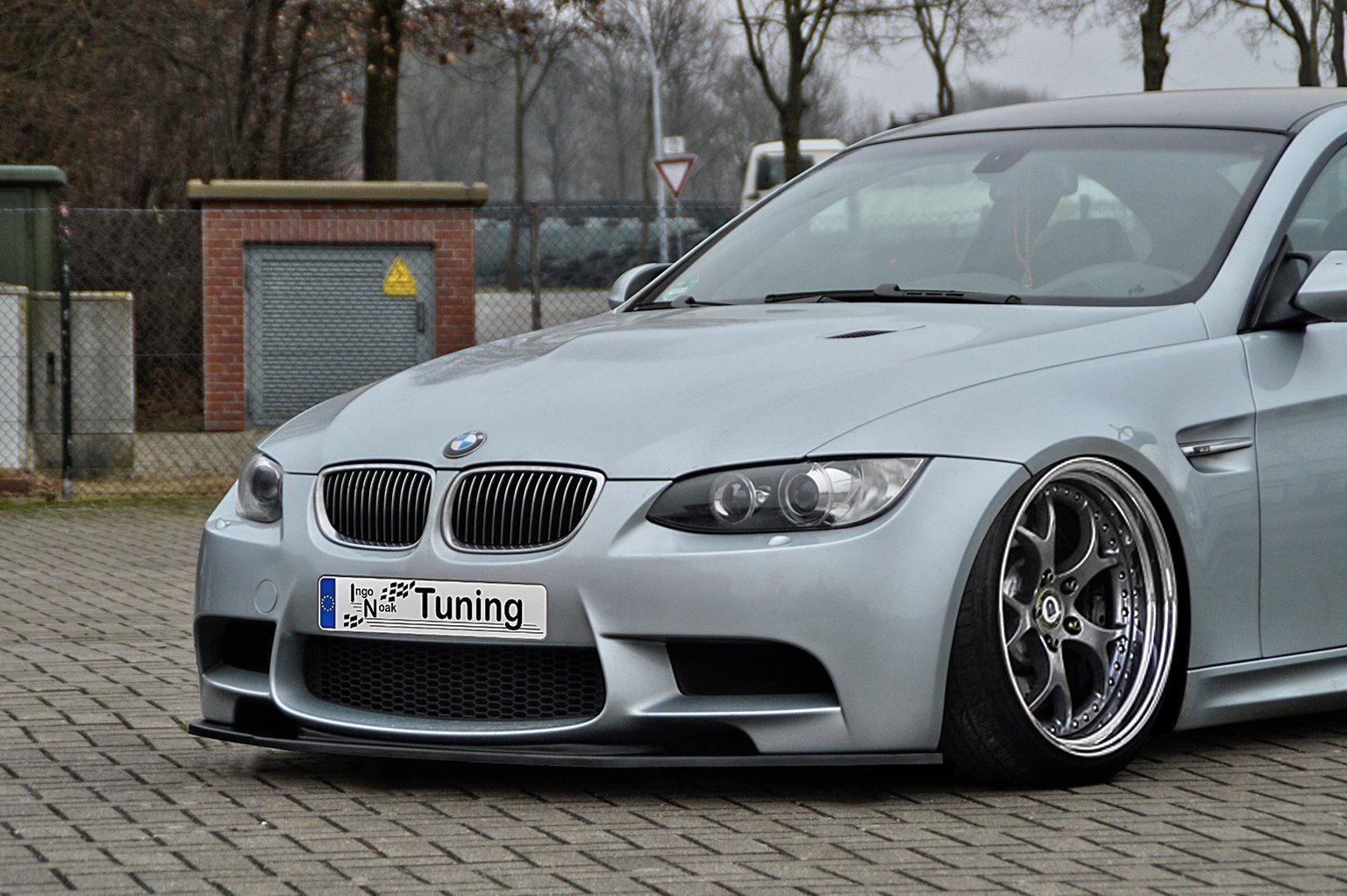 CUP Frontspoilerlippe für BMW M3 E92 E93 Bj. 2007-2013 Schwarz Glanz