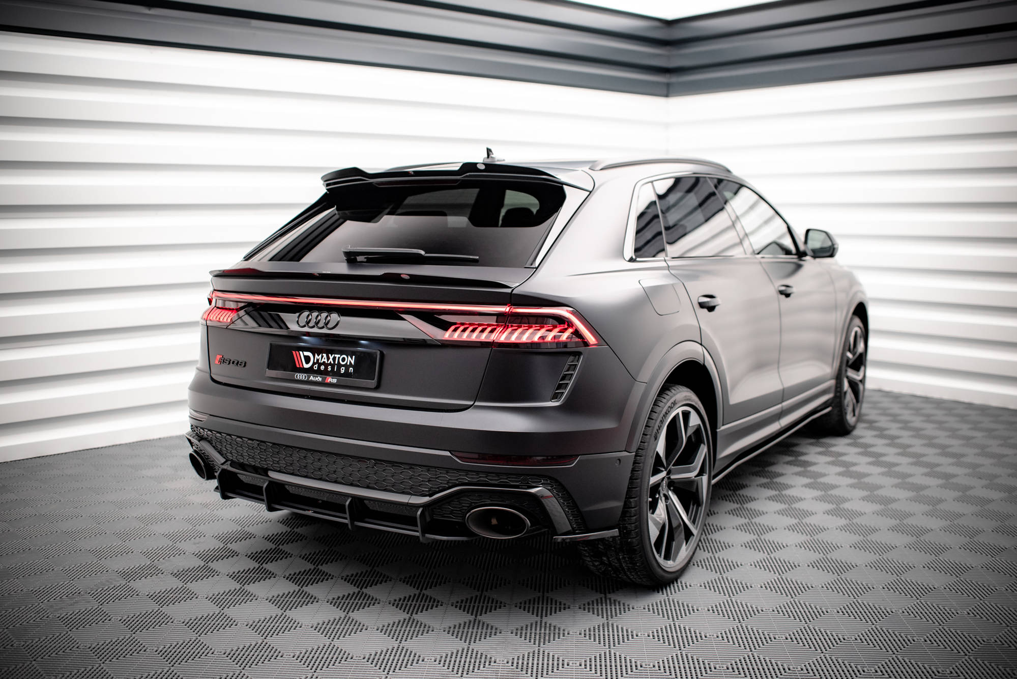 Street Pro Heckschürze Heck Ansatz Diffusor passend für Audi RSQ8 Mk1
