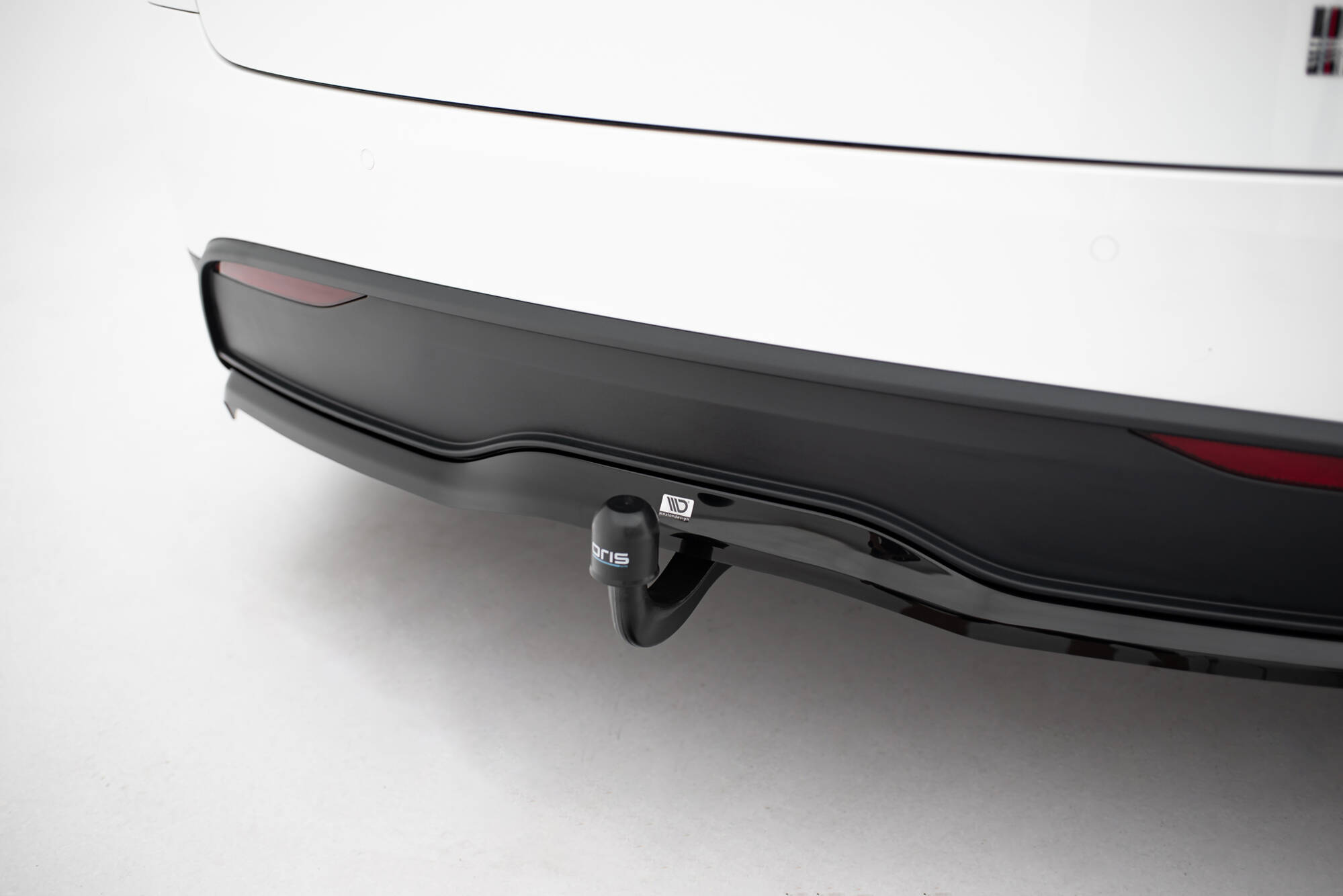 Diffusor Heckansatz V.2 passend für Tesla Model X Mk1 FL schwarz Hochglanz