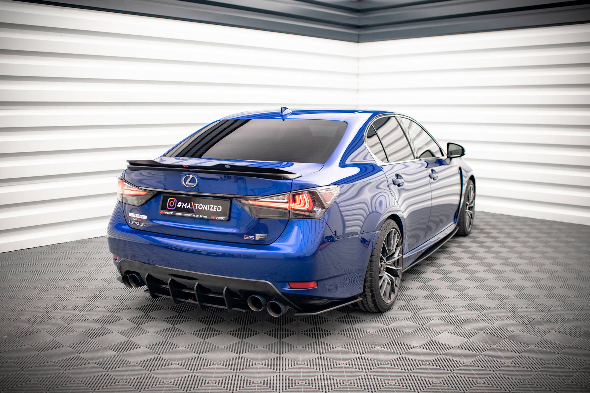 Street Pro Heck Ansatz Flaps passend für Lexus GS F Mk4 FL rot