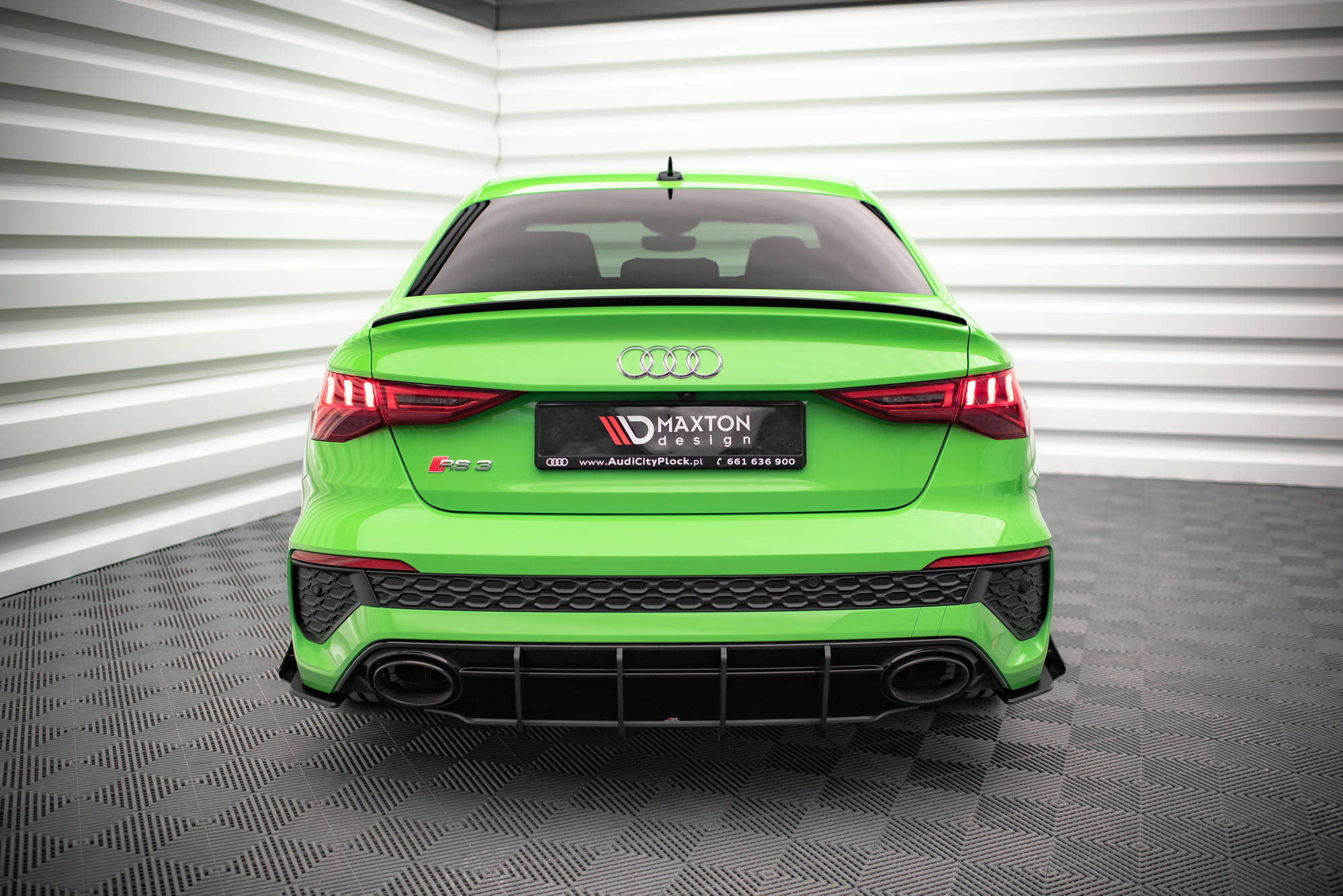 Street Pro Heckschürze Heck Ansatz Diffusor passend für Audi RS3 Limousine 8Y schwarz-rot