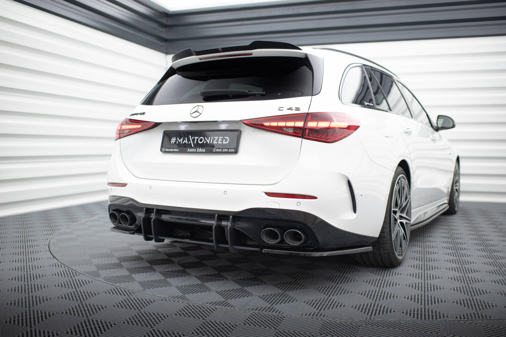 Street Pro Heckschürze Heck Ansatz Diffusor passend für Mercedes-AMG C 43 W206 schwarz-rot