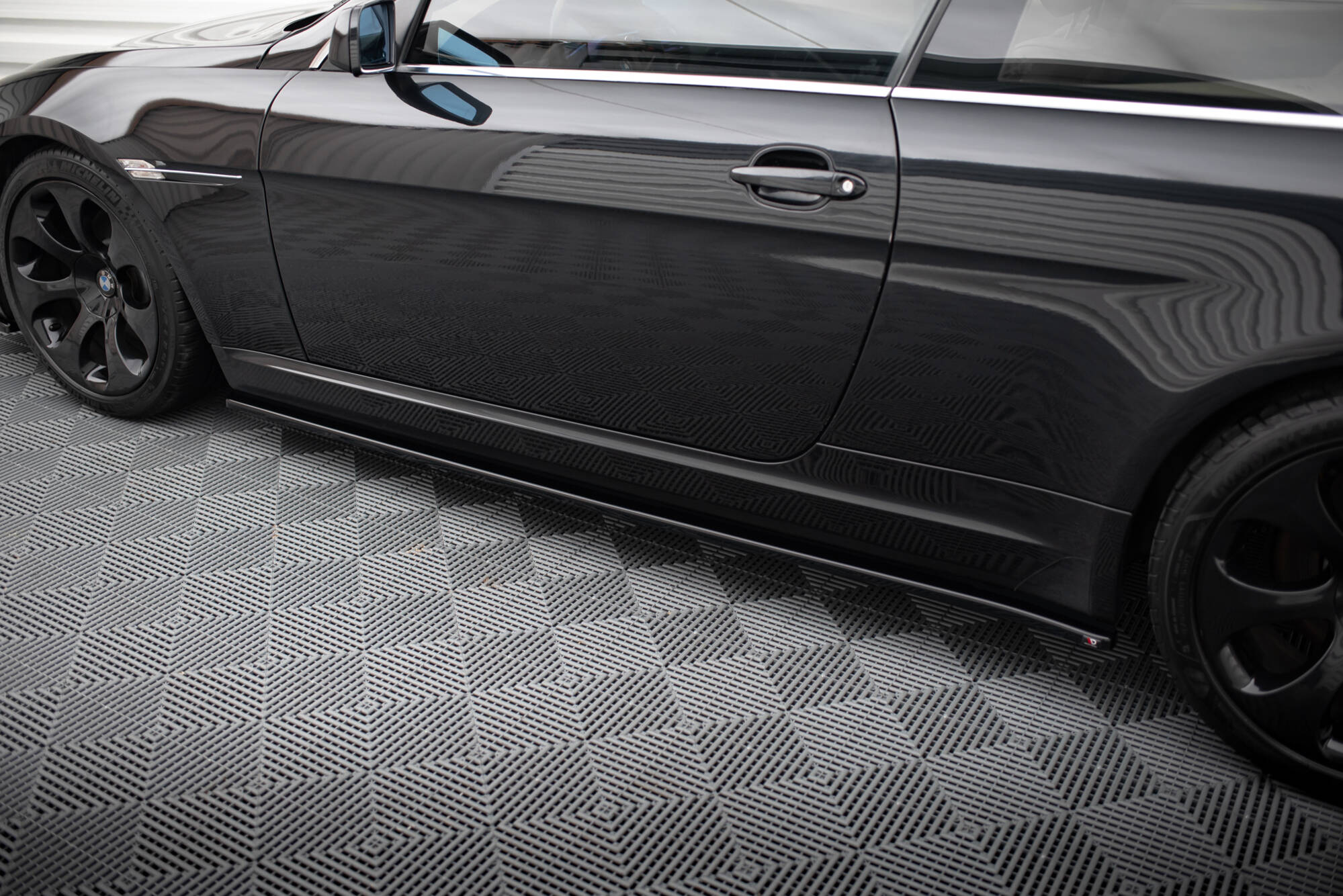 Street+ Seitenschweller Leisten passend für BMW 6er Coupe E63 / Cabrio E64 schwarz Hochglanz