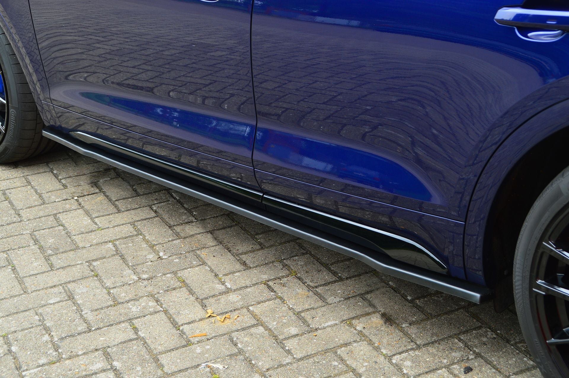Cup Seitenschweller Satz für Audi Q5 mit S-Line + SQ5 aus ABS Schwarz Matt