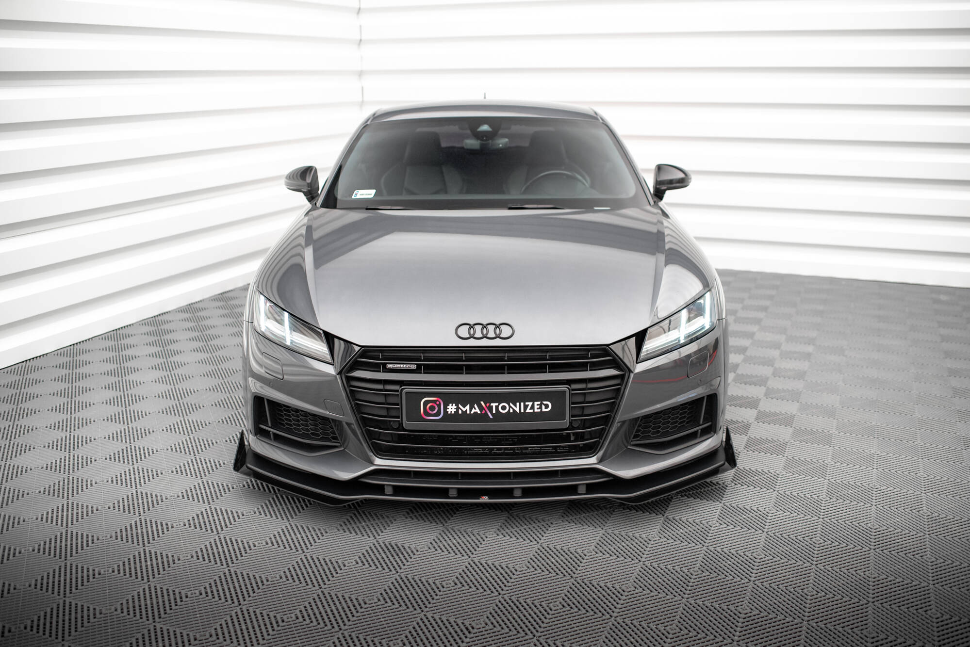 Street Pro Spoilerlippe Front Ansatz passend für Audi TT S / S-Line 8S rot+ Hochglanz Flaps