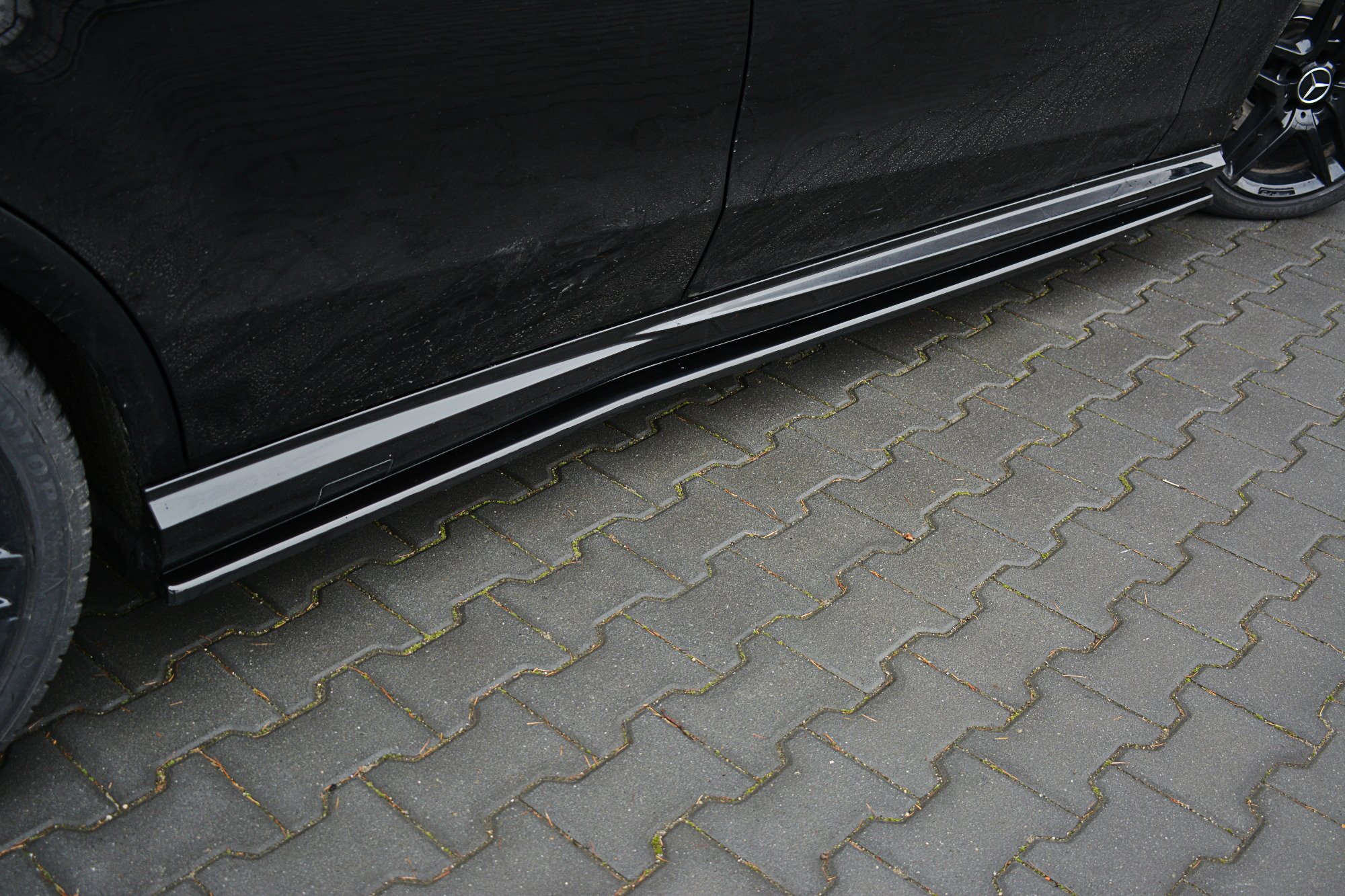 Seitenschweller Ansatz für Mercedes-Benz E63 AMG W212 schwarz Hochglanz