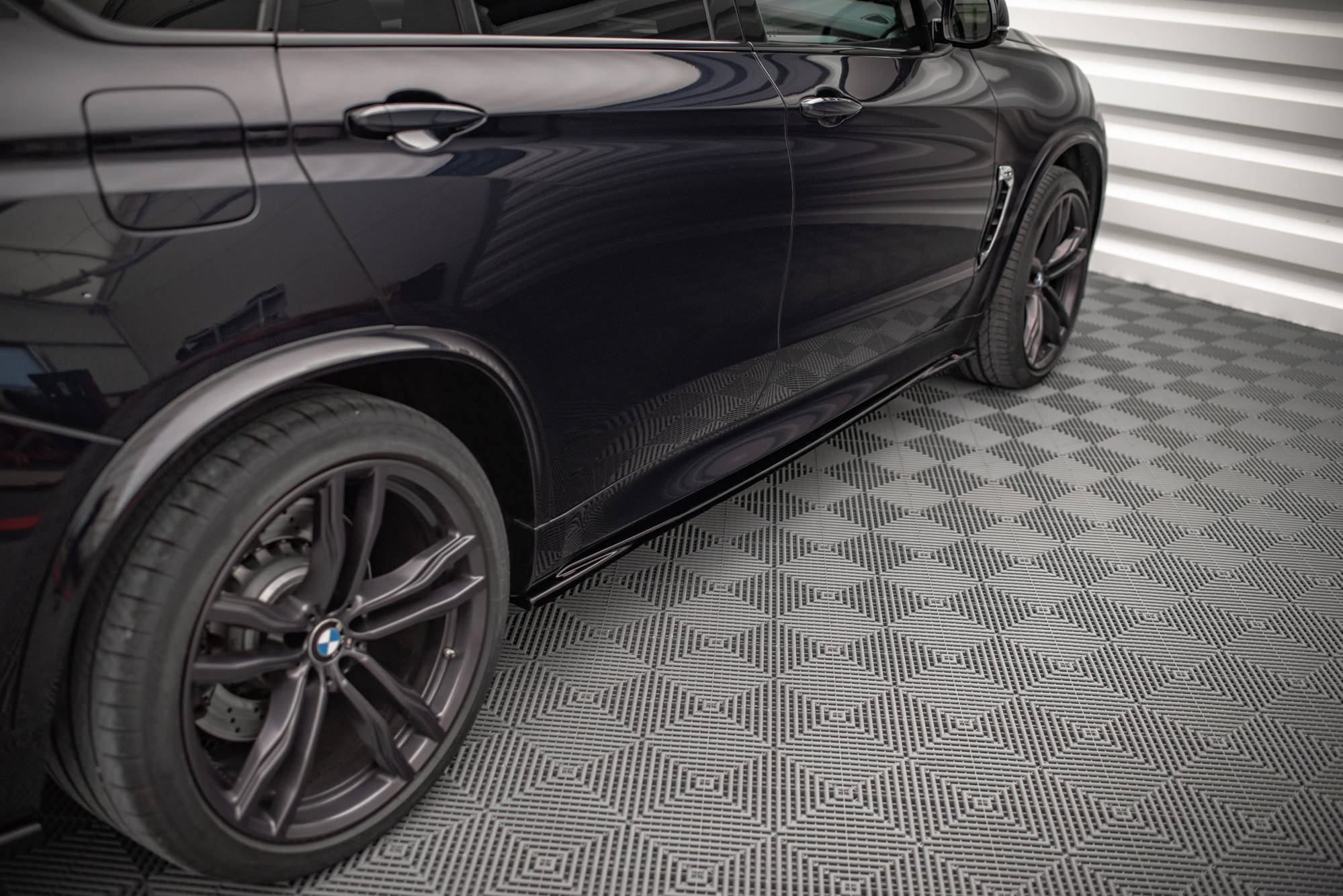 Street+ Seitenschweller Leisten V.1 passend für BMW X5 M F85 schwarz Hochglanz