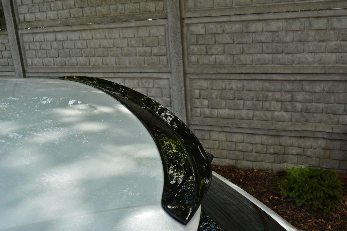 Spoiler CAP für Renault Megane Hatchback MK4 schwarz Hochglanz