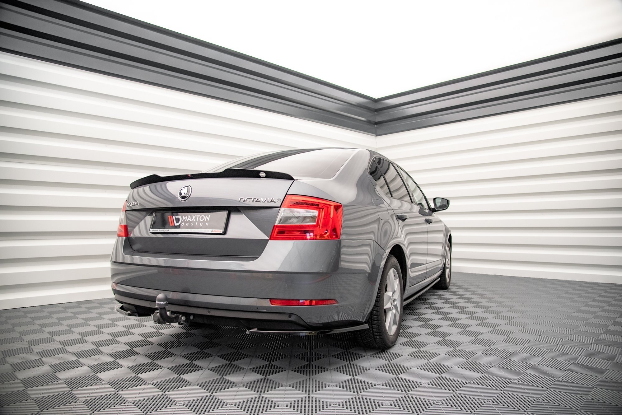 Street+ Heck Ansatz Flaps passend für Skoda Octavia Mk3 FL schwarz Hochglanz