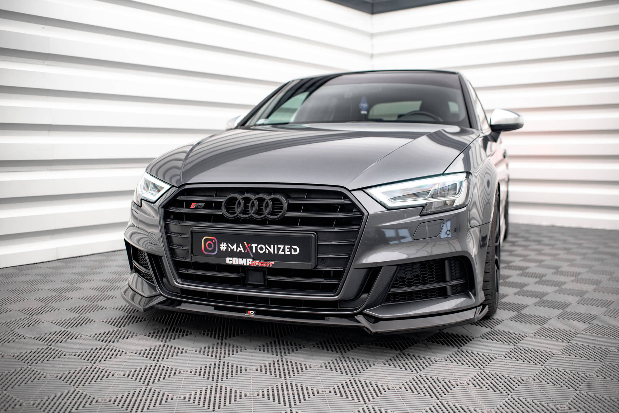 Street+ Spoilerlippe Front Ansatz V.3 passend für Audi S3 / A3 S-Line Sportback 8V FL schwarz Hochglanz