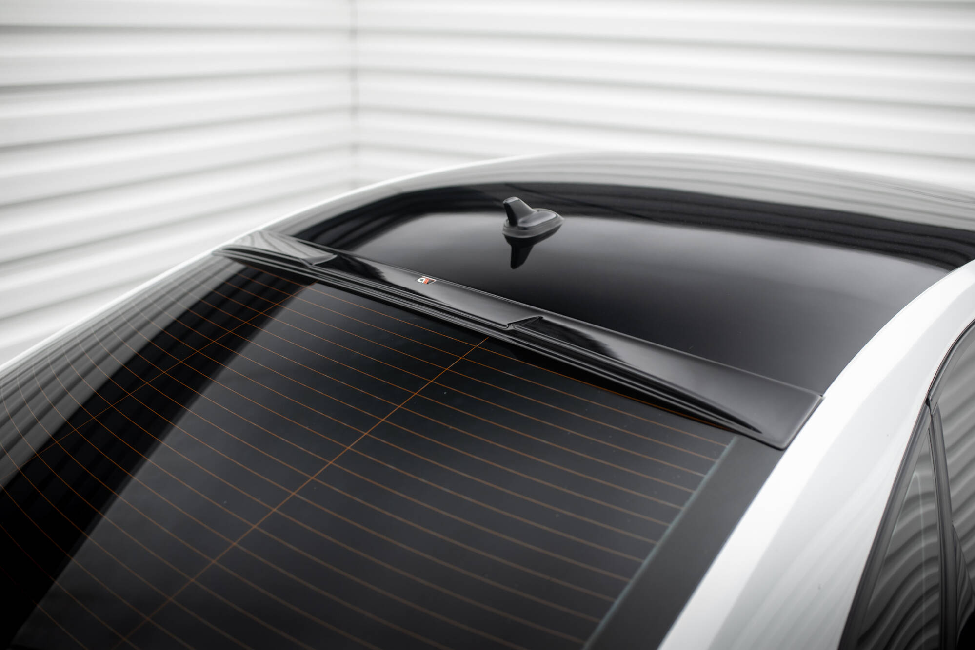 Heckscheiben Spoiler passend für VW Passat GT B8 FL USA schwarz Hochglanz