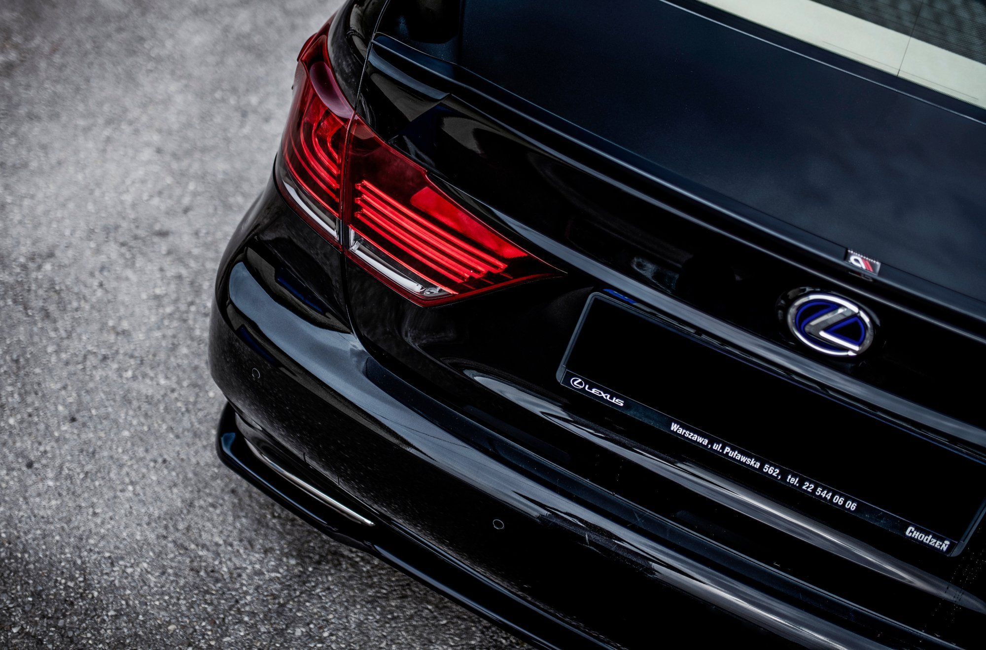 Heckansatz Lexus LS Mk4 Facelift schwarz Hochglanz