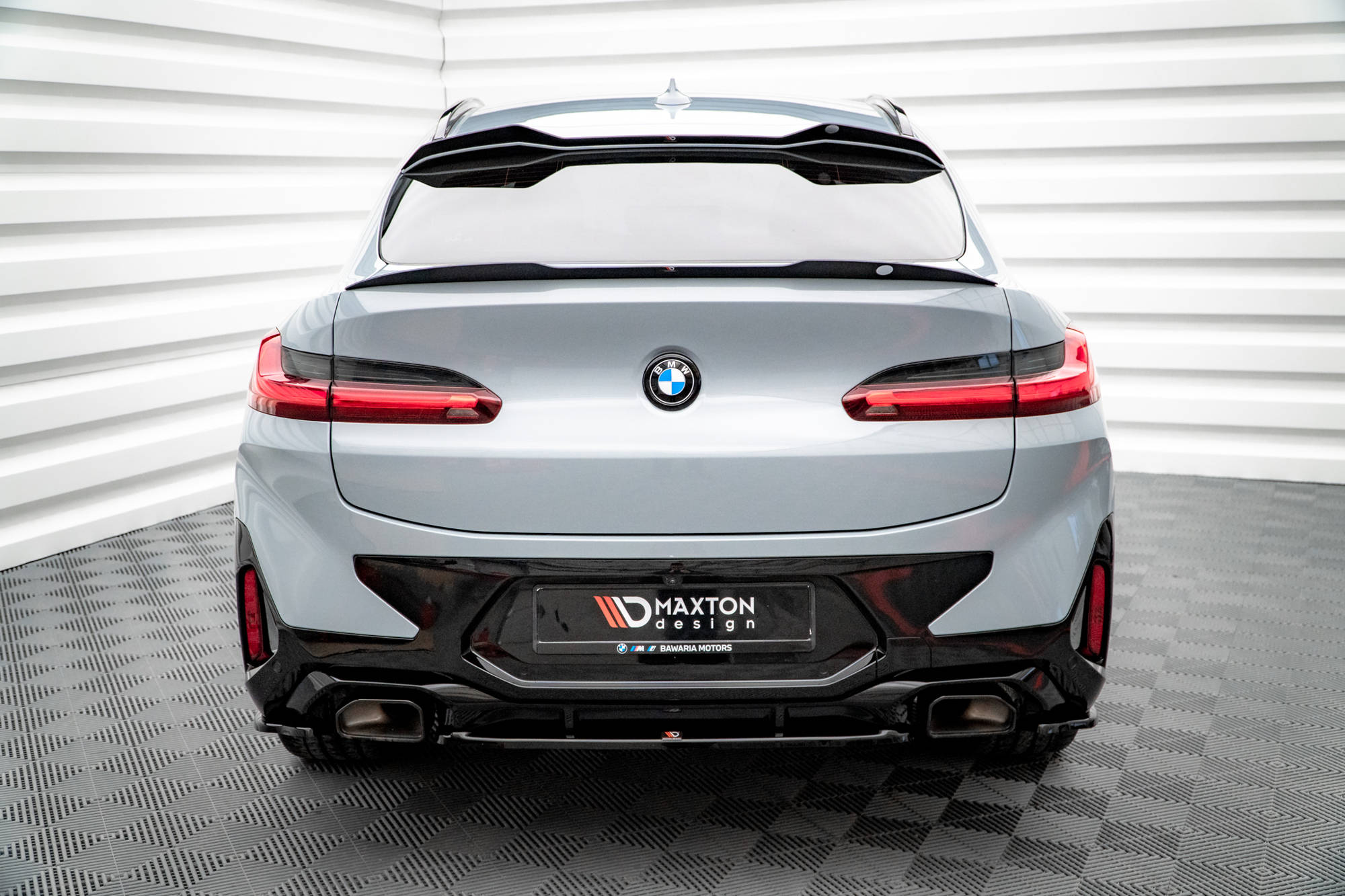 Street+ Mittlerer Diffusor Heck Ansatz passend für BMW X4 M-Paket G02 FL schwarz Hochglanz