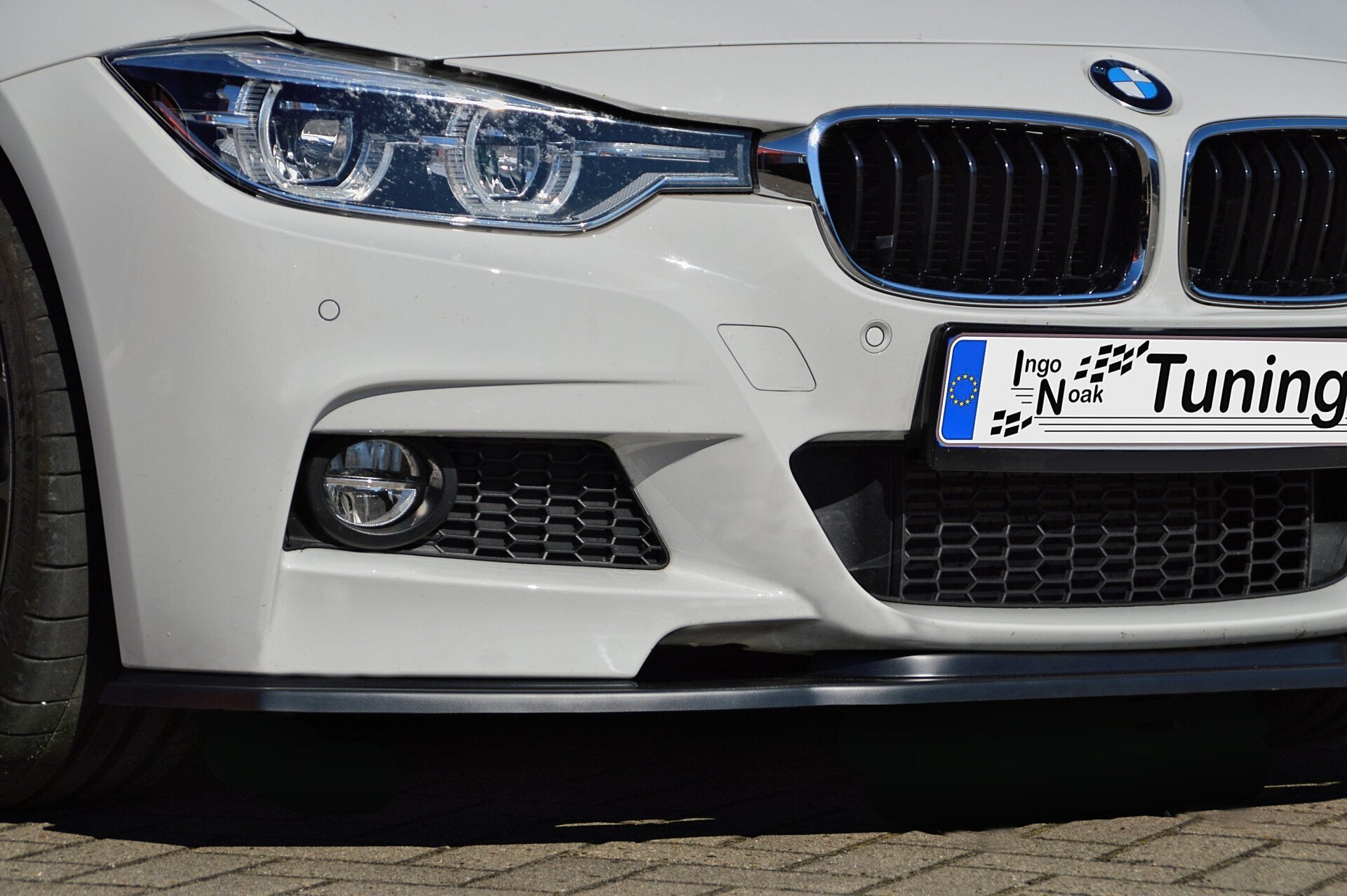 CUP Frontspoilerlippe für BMW 3er F30 F31 mit M-Paket ab Bj. 2011- Carbon Optik