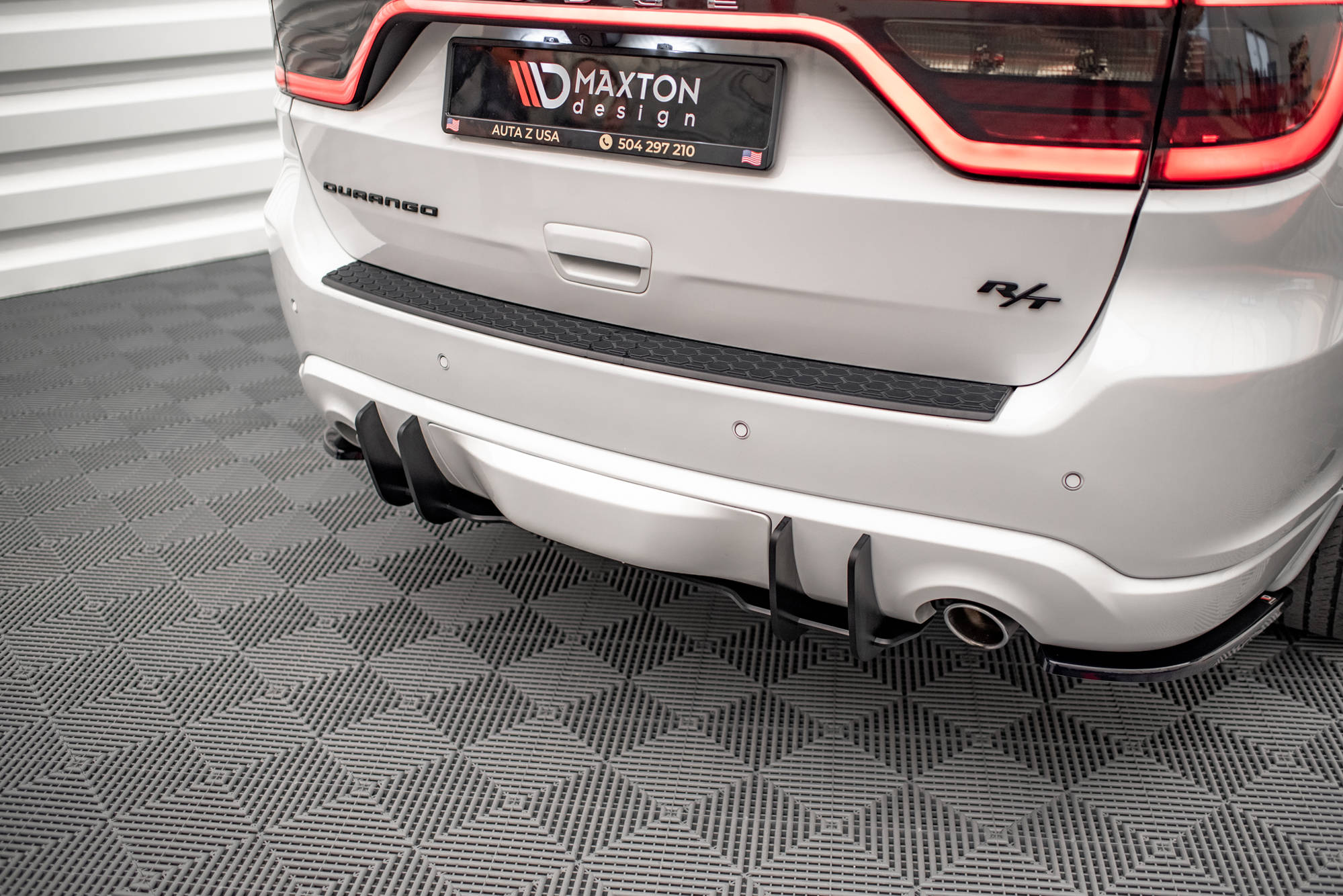 Street Pro Heckschürze Heck Ansatz Diffusor passend für Dodge Durango RT Mk3 rot