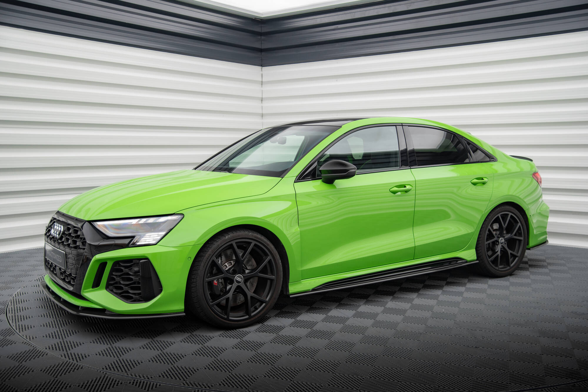 Carbon Fiber Seitenschweller Ansatz Leisten passend für Audi RS3 Limousine / Sportback 8Y