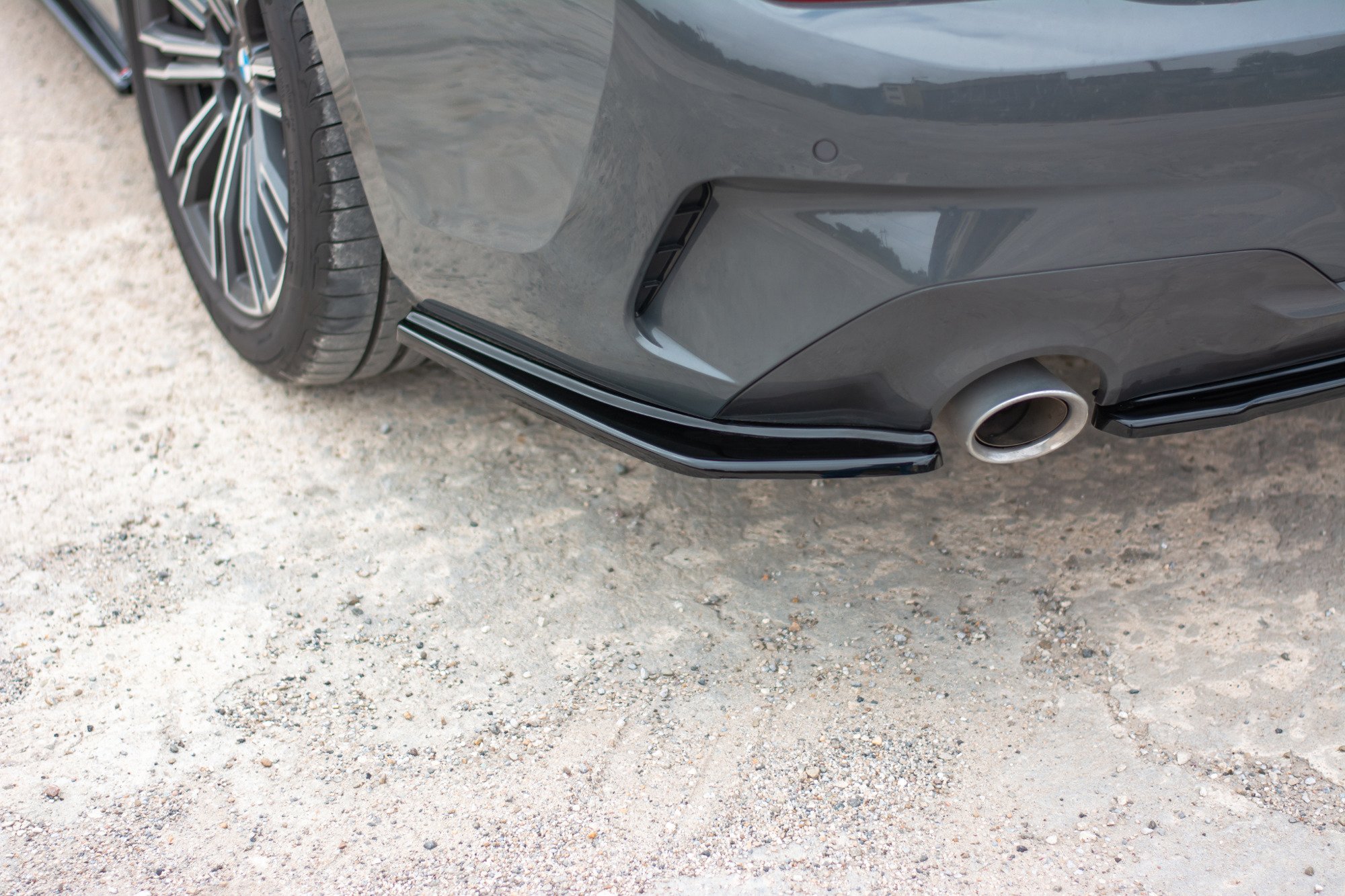 Heck Ansatz Flaps Diffusor für BMW 3er M-Paket G20 schwarz Hochglanz