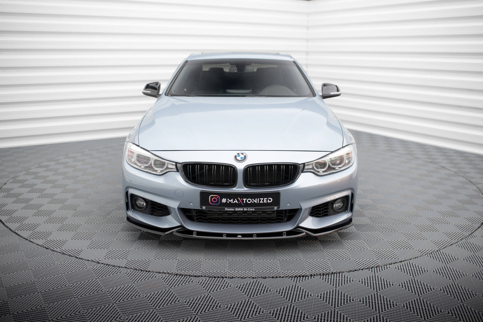 Street+ Spoilerlippe Front Ansatz V.3 passend für BMW 4er Coupe / Gran Coupe / Cabrio M-Paket F32 / F36 / F33 schwarz Hochglanz