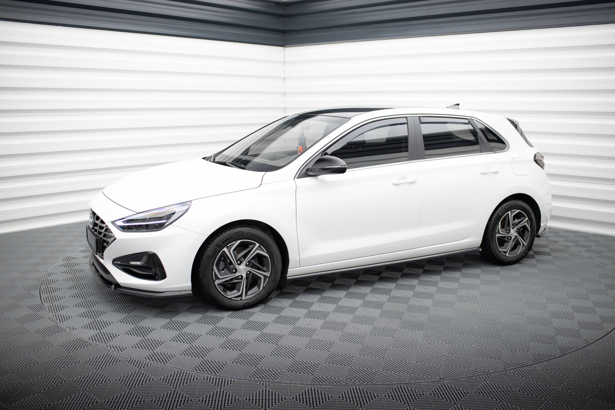 Street+ Seitenschweller Leisten passend für Hyundai I30 N-Line / Standard Hatchback / Fastback Mk3 FL schwarz Hochglanz