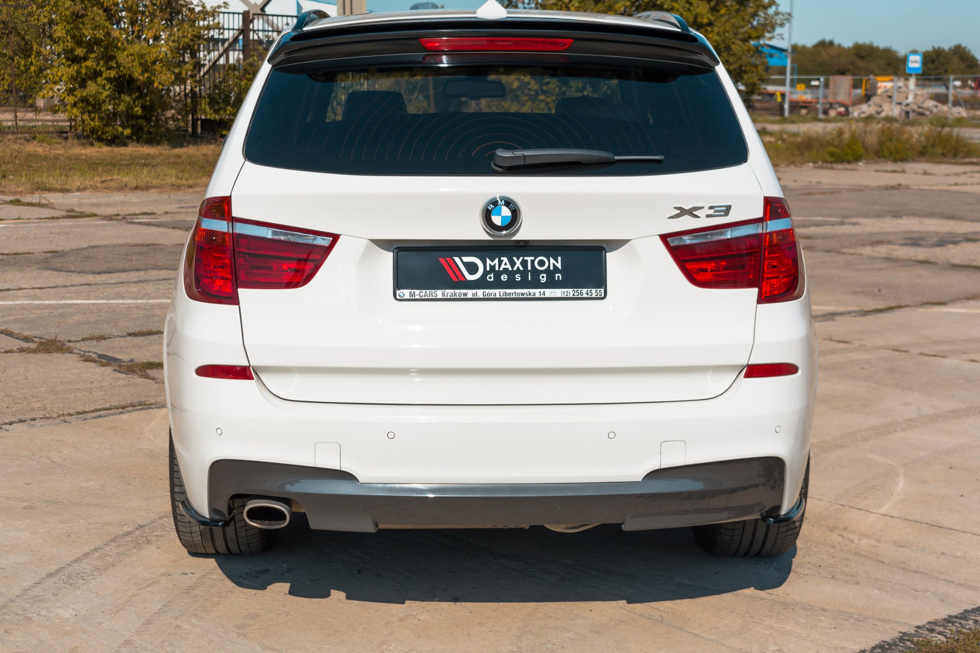 Heck Ansatz Flaps Diffusor für BMW X3 F25 M-Paket Facelift Carbon Look