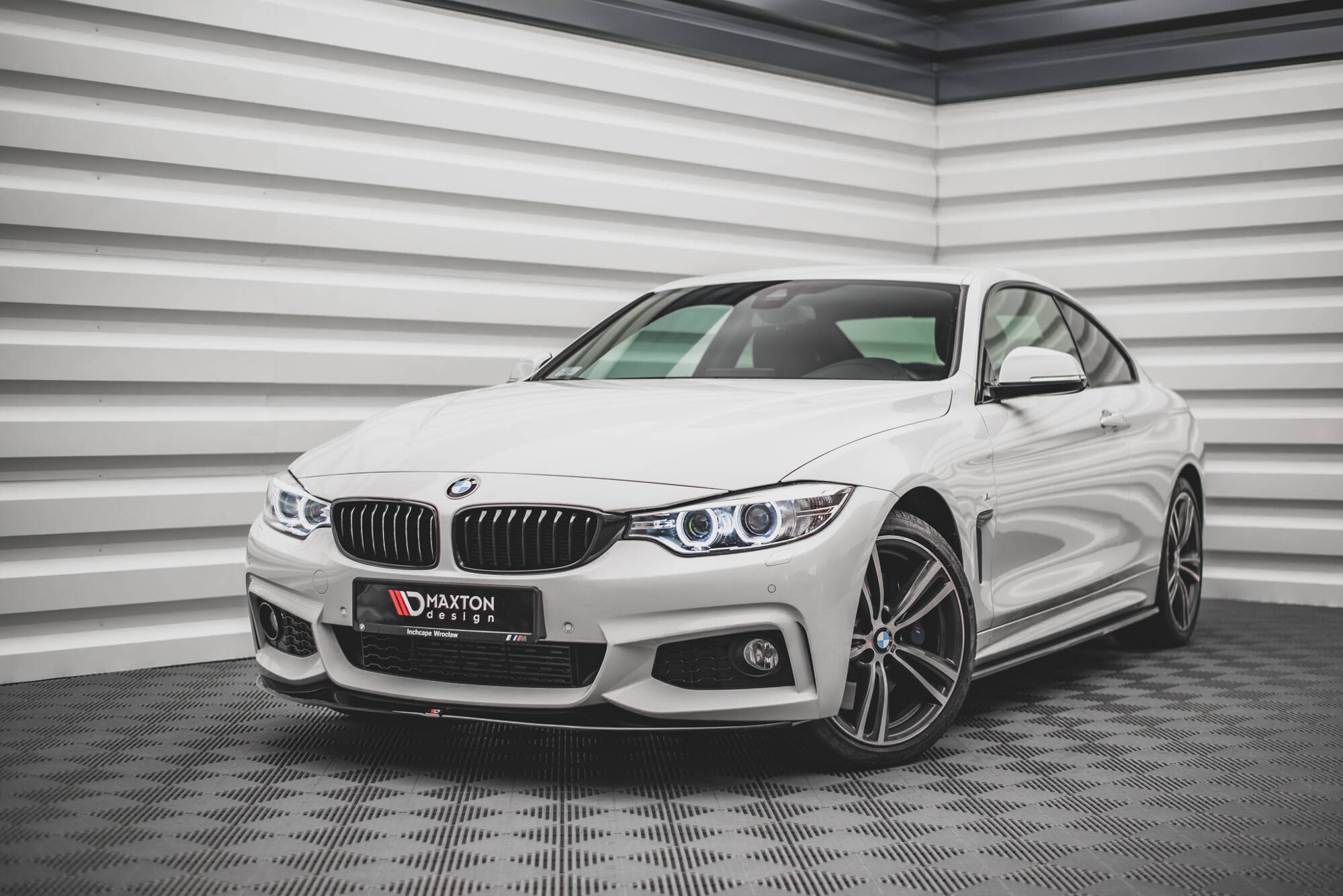 Street+ Spoilerlippe Front Ansatz V.2 passend für BMW 4er Coupe / Gran Coupe / Cabrio M-Paket F32 / F36 / F33 schwarz Hochglanz