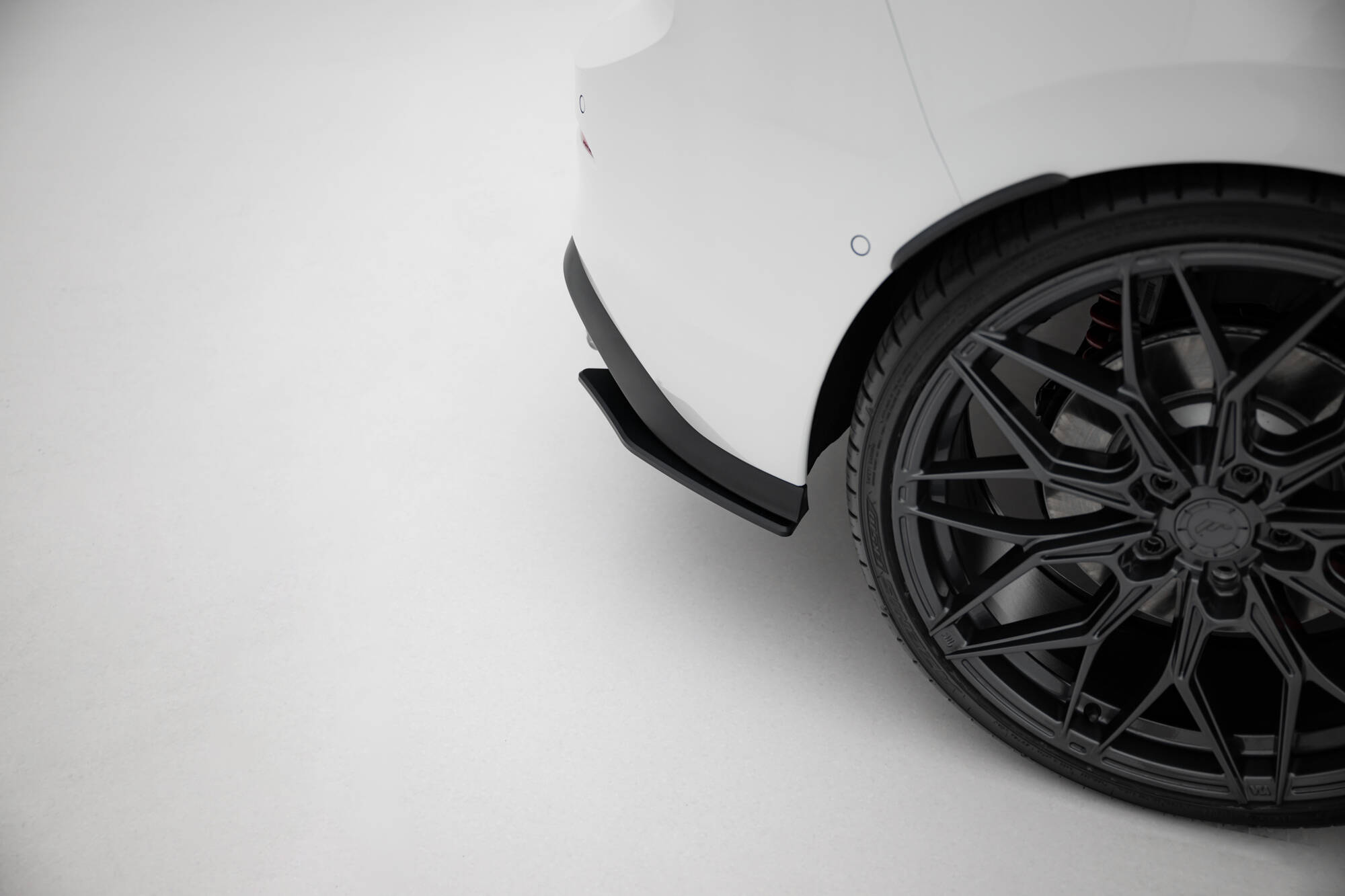 Street Pro Heck Ansatz Flaps passend für VW Golf 8 GTI rot