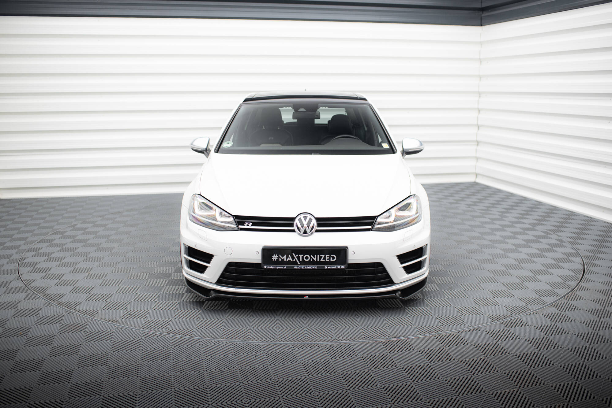 Front Ansatz V.2 für VW Golf R / R-Line Mk7 schwarz Hochglanz
