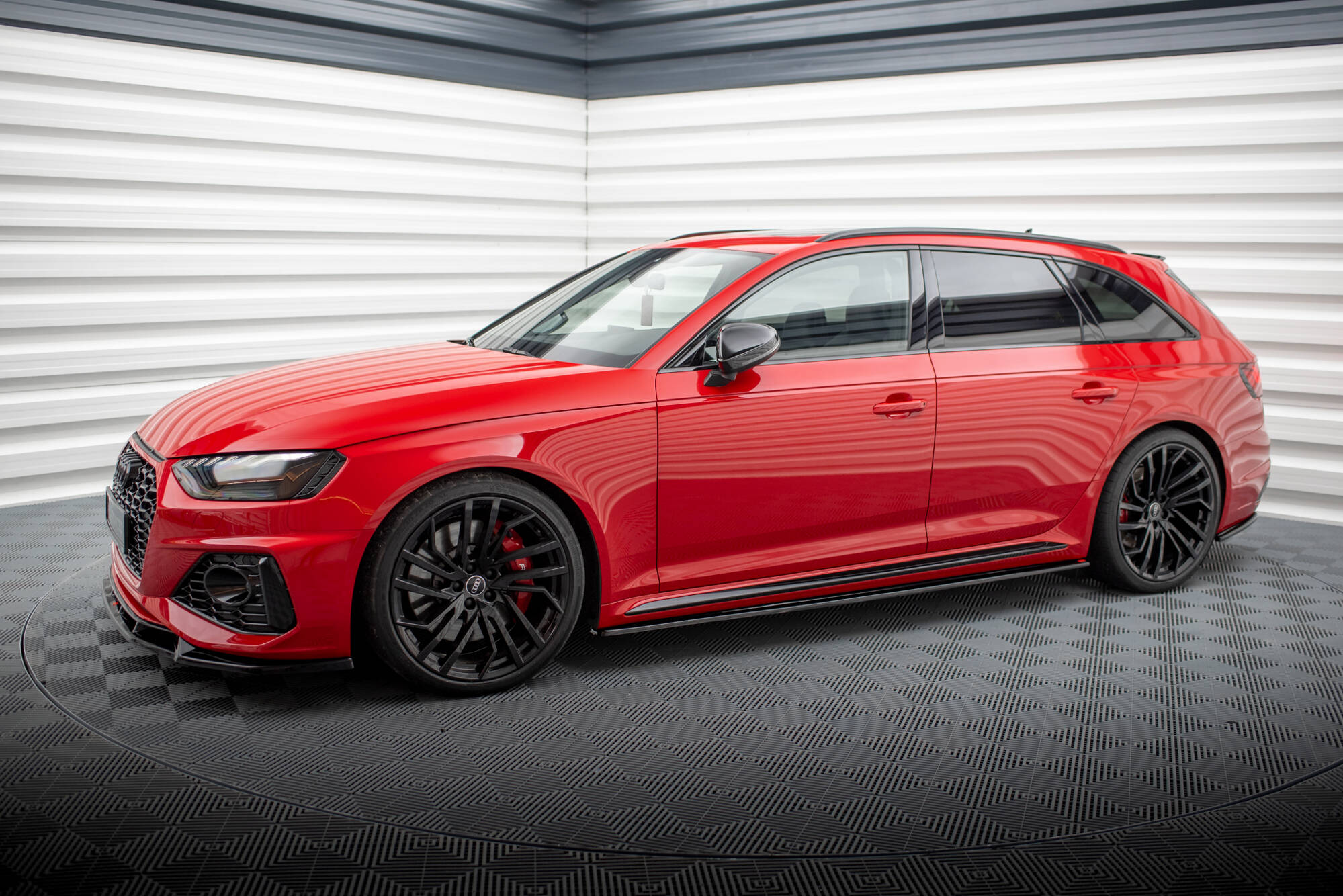 Seitenschweller Ansatz für Audi RS4 B9 / B9 Facelift schwarz Hochglanz