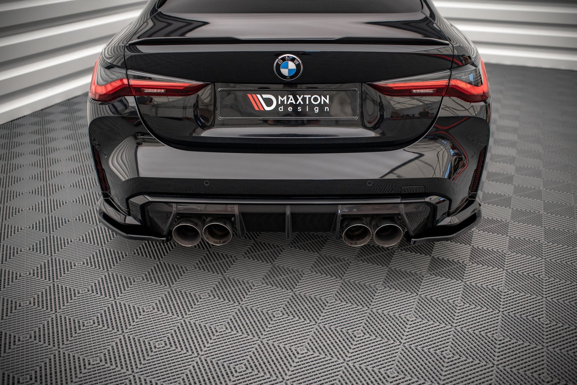 Street+ Heck Ansatz Flaps V.1 passend für BMW M4 G82 / G82 FL schwarz Hochglanz