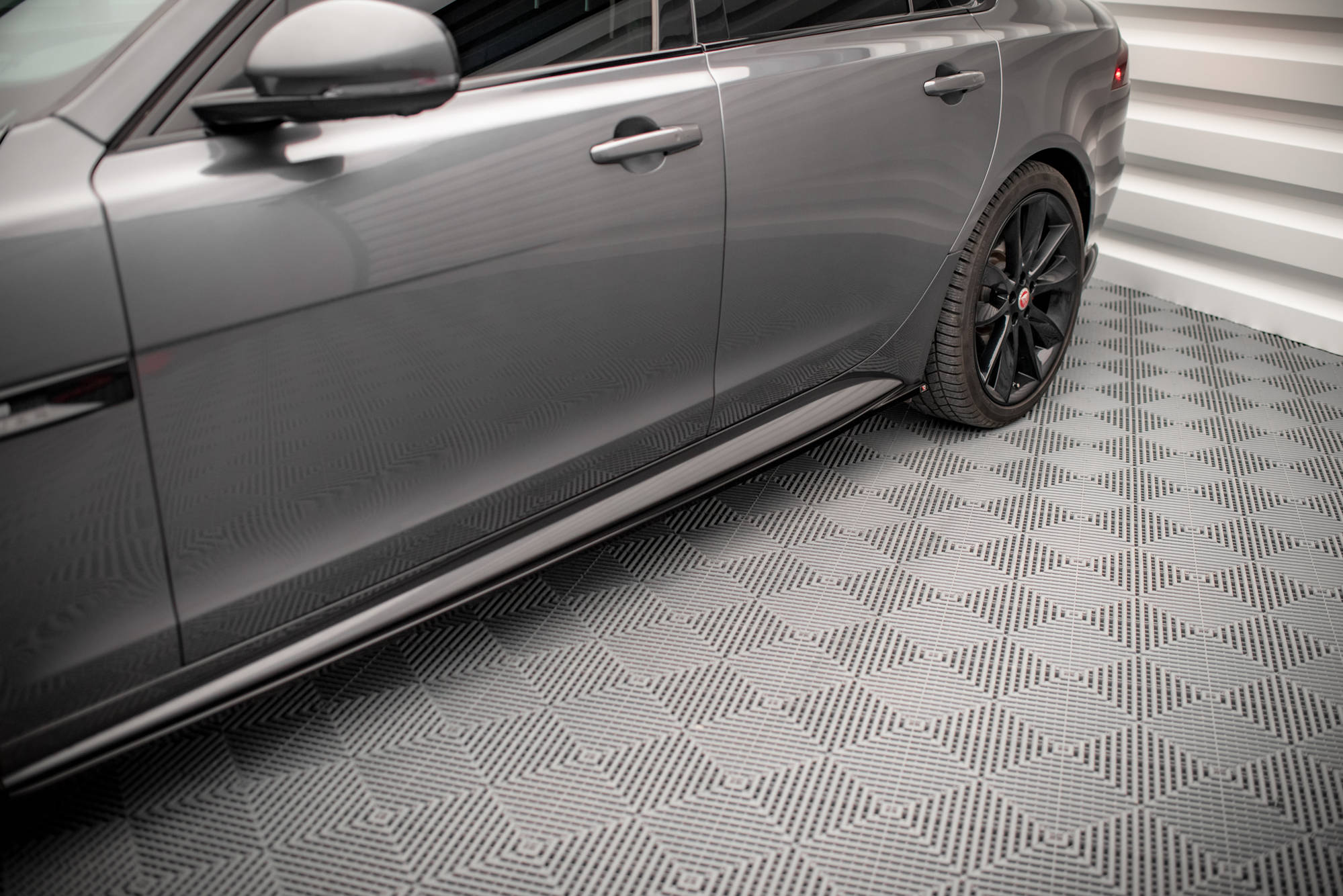 Street+ Seitenschweller Leisten passend für Jaguar XF R-Sport Mk2 schwarz Hochglanz