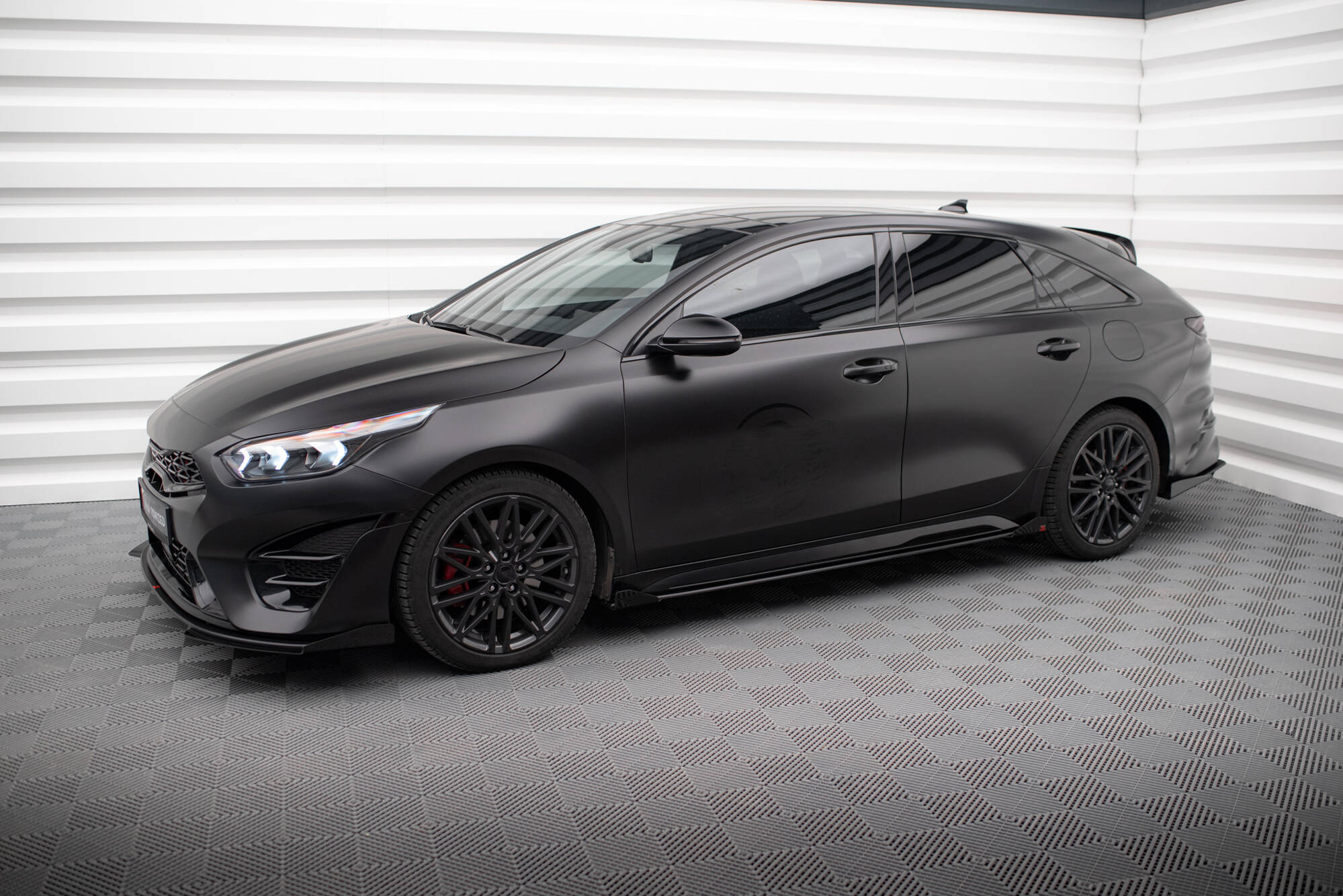 Street Pro Seitenschweller Leisten passend für Kia Proceed GT Mk1 FL rot+ Hochglanz Flaps