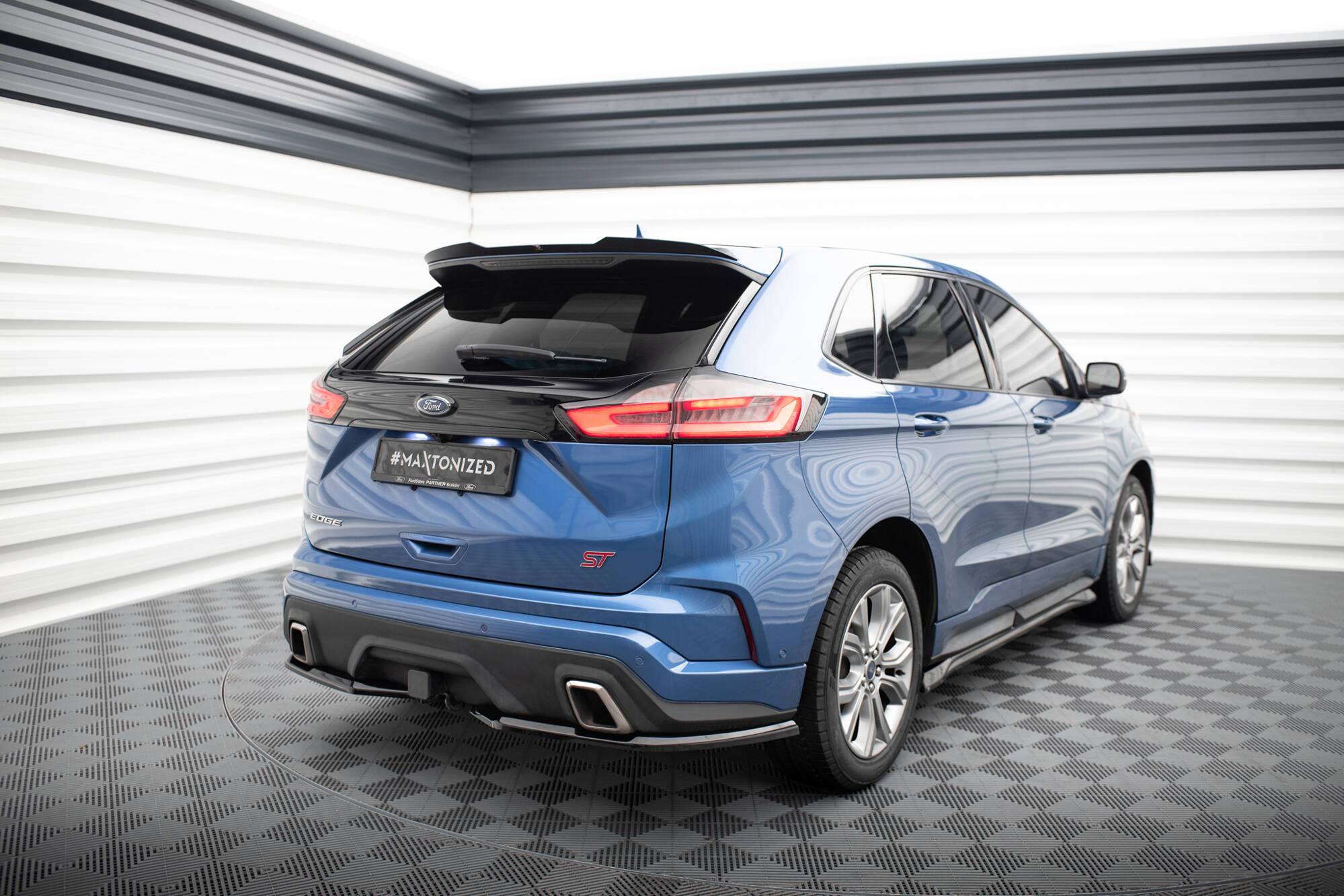 Street+ Heck Ansatz Flaps passend für Ford Edge ST Mk2 FL schwarz Hochglanz
