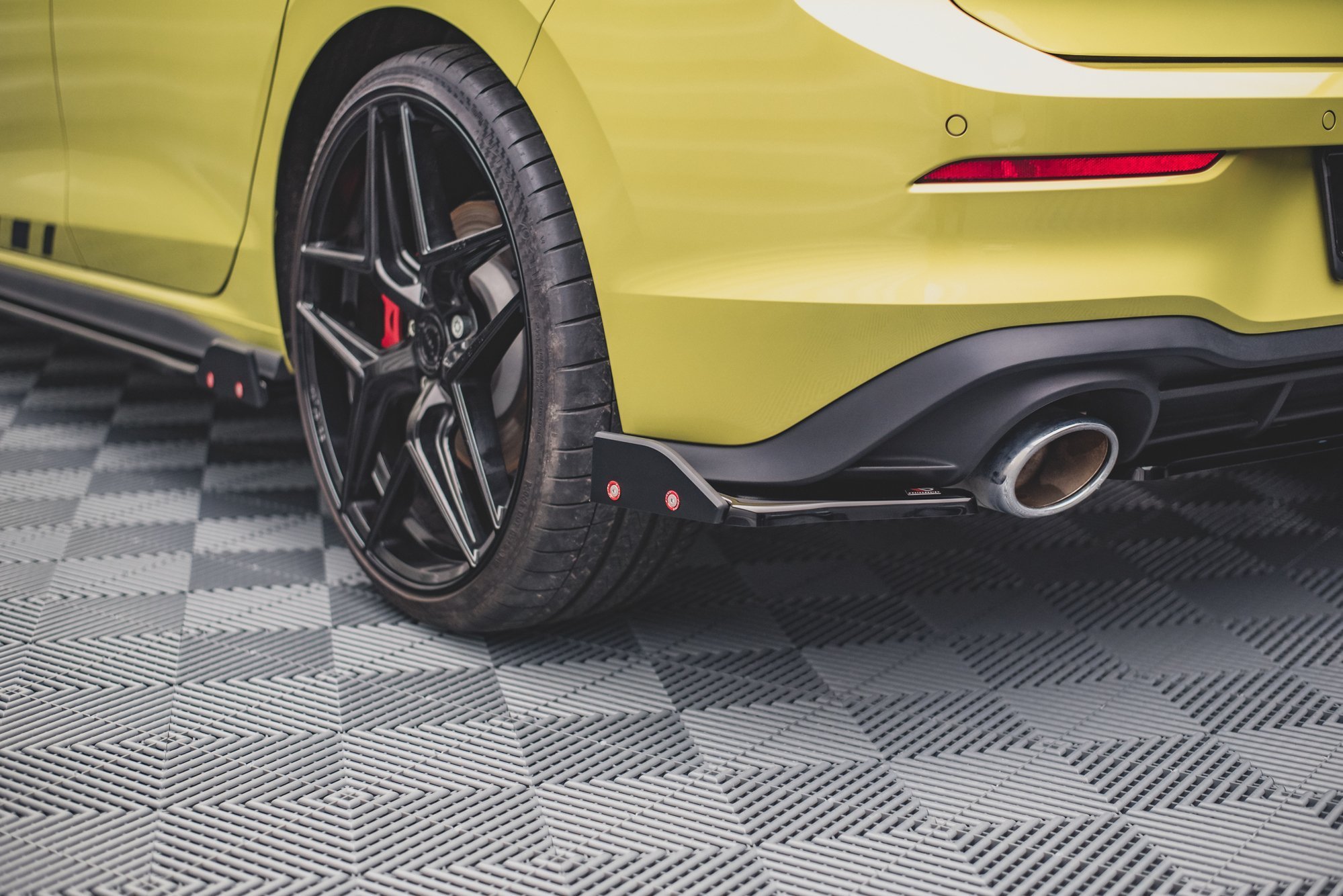 Street+ Heck Ansatz Diffusor + Flaps V.1 passend für VW Golf 8 GTI Clubsport