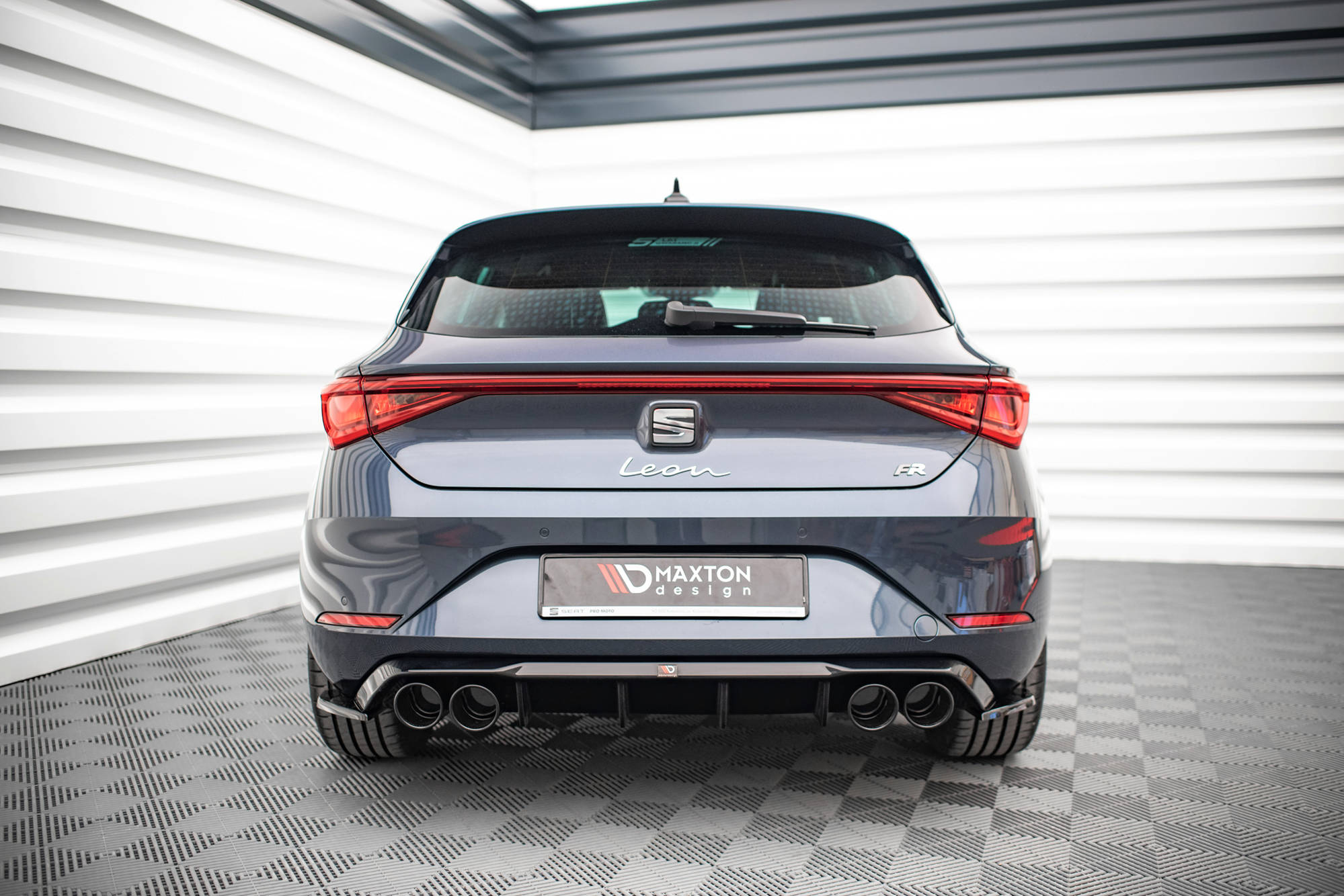 Street+ Heck Ansatz Flaps passend für Seat Leon FR Hatchback Mk4 schwarz Hochglanz