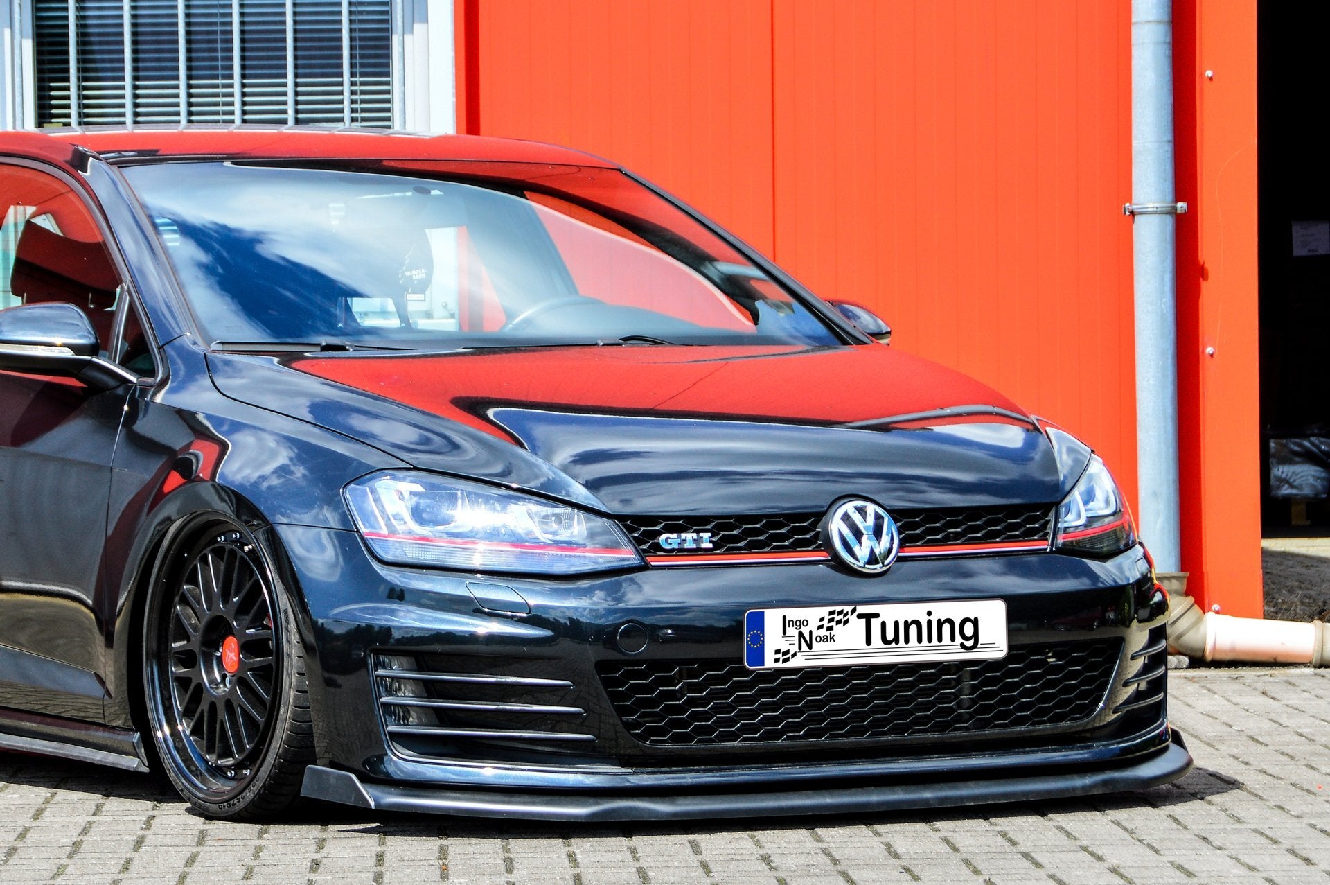 V2 Bodykit für VW Golf 7 GTI Schwarz Matt