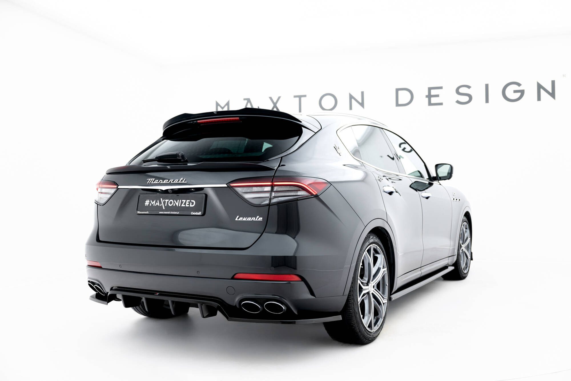 Heckspoiler Lippe oben passend für Maserati Levante GT Mk1 FL schwarz Hochglanz