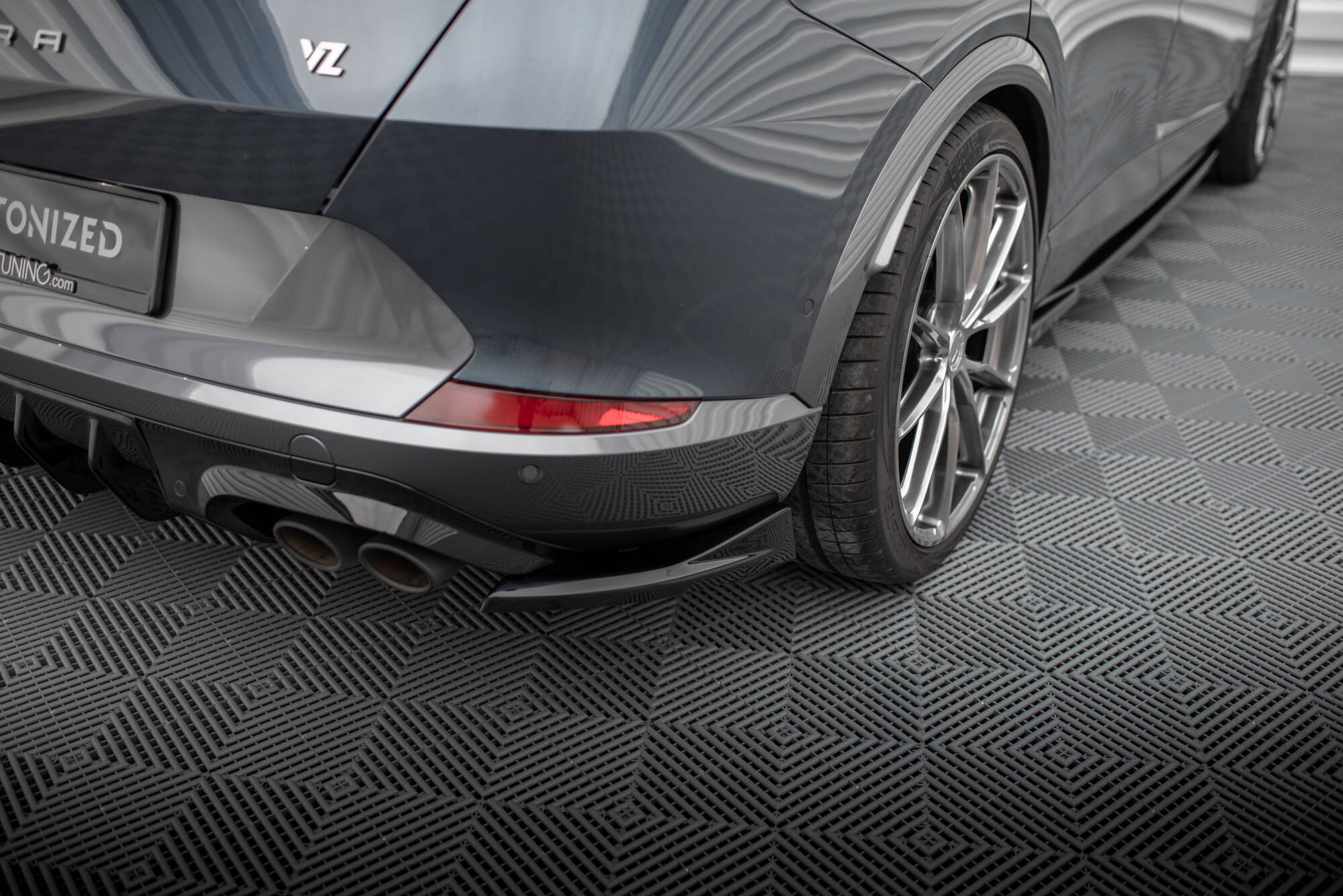 Diffusor Flaps V.3 passend für CUPRA Formentor VZ Mk1 / Mk1 FL schwarz Hochglanz