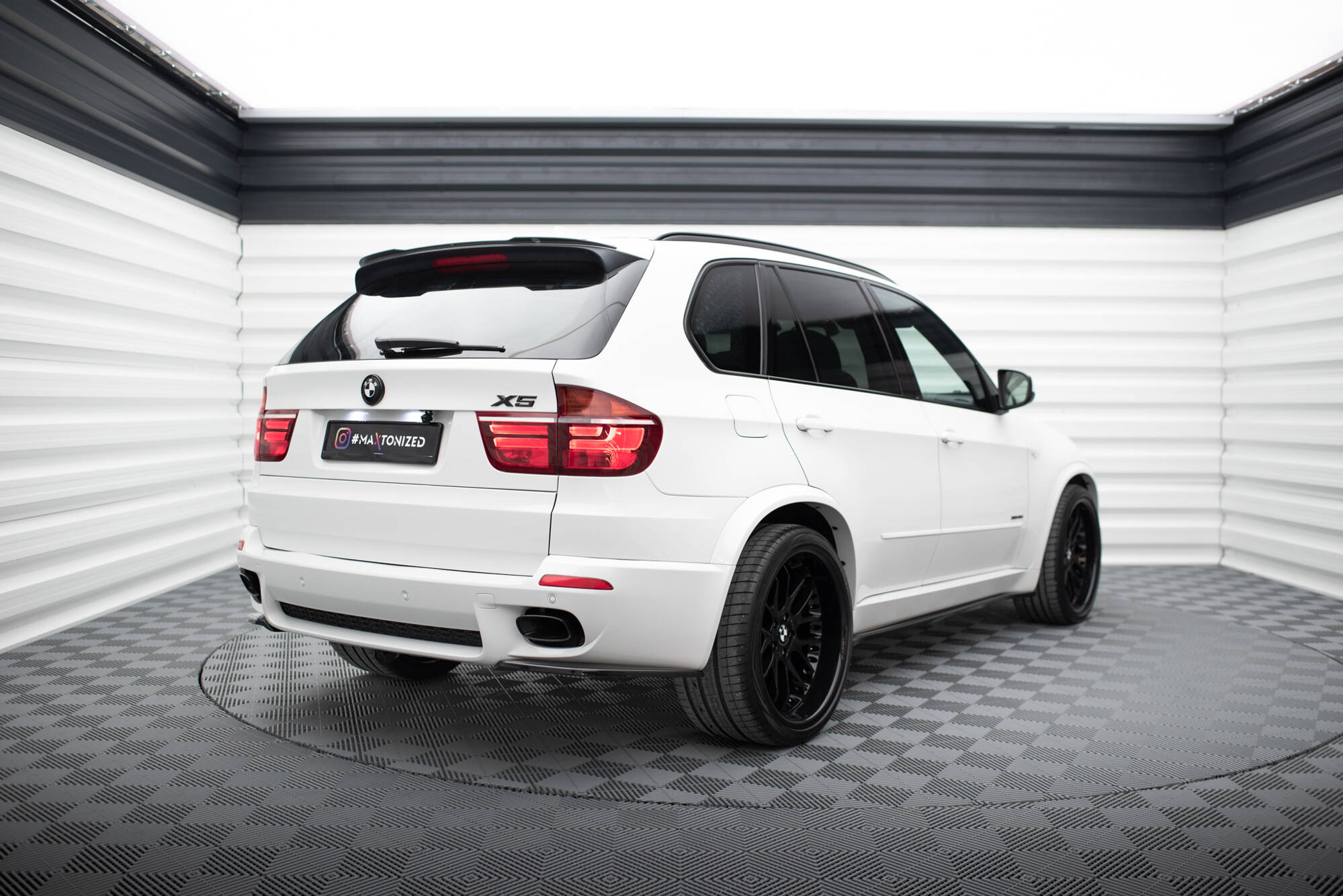Spoiler CAP für BMW X5 E70 Facelift M Paket schwarz Hochglanz