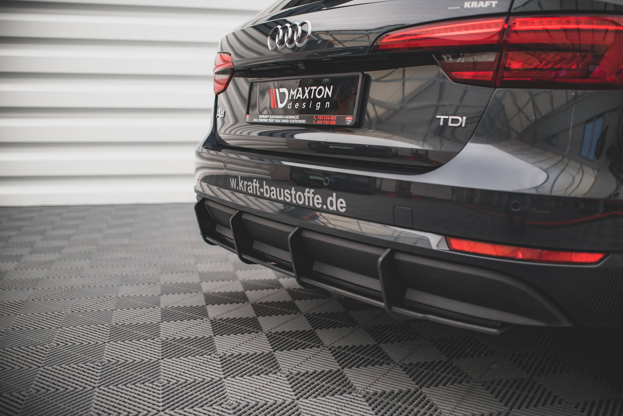Street Pro Heckschürze Heck Ansatz Diffusor passend für Audi A4 Avant B9 rot