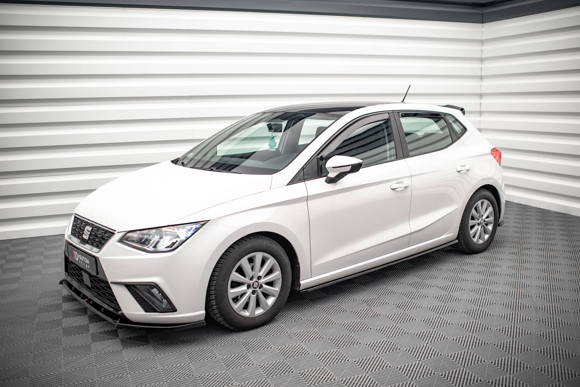 Street+ Seitenschweller Leisten V.1 passend für Seat Ibiza FR/ Standard Mk5 schwarz Hochglanz