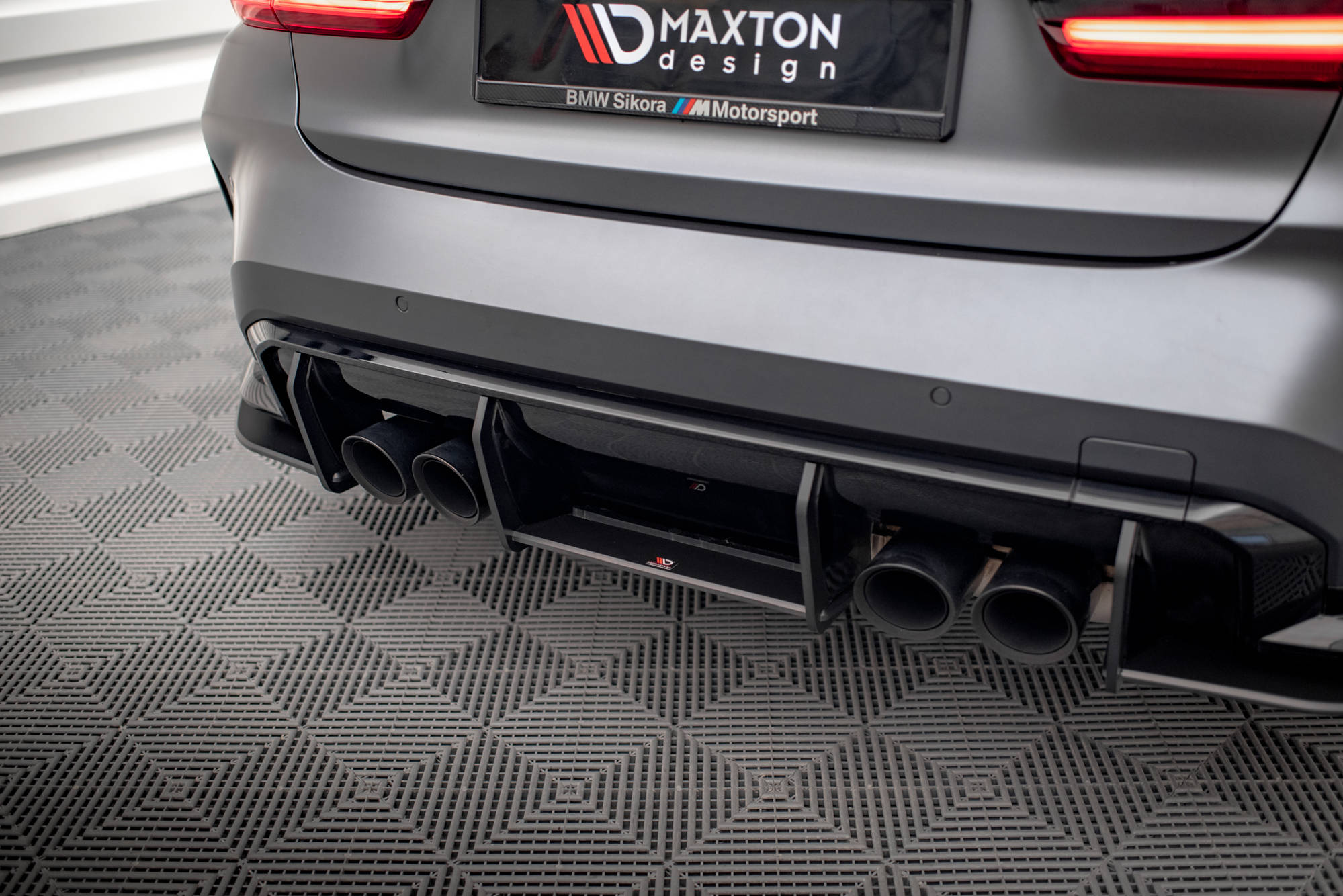 Street Pro Heckschürze Heck Ansatz Diffusor passend für BMW M3 G80 rot