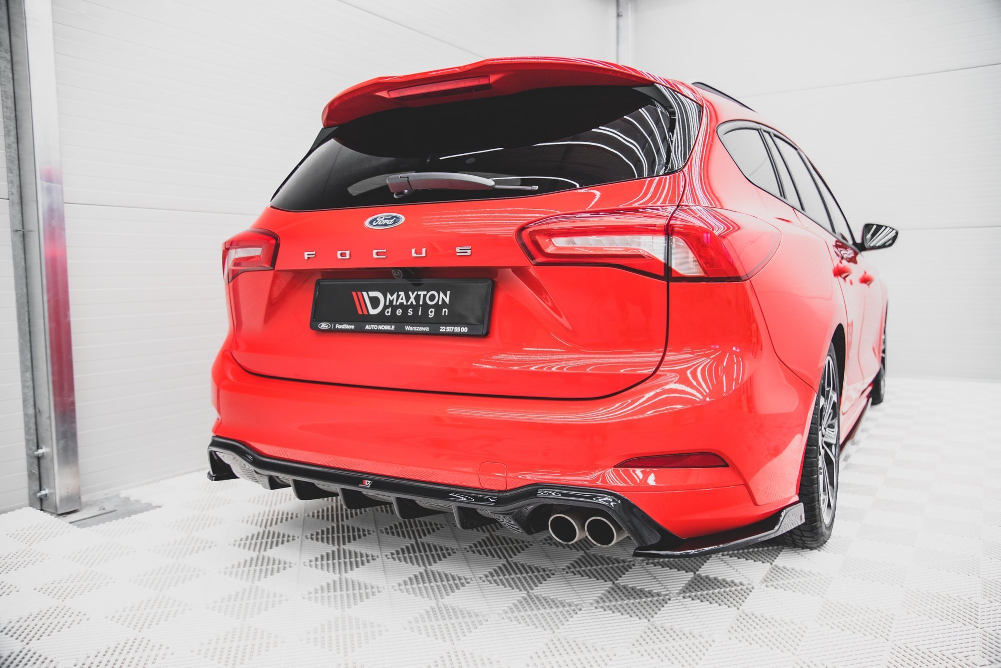 Street+ Heck Ansatz Diffusor passend für Ford Focus ST-Line Kombi Mk4 schwarz Hochglanz