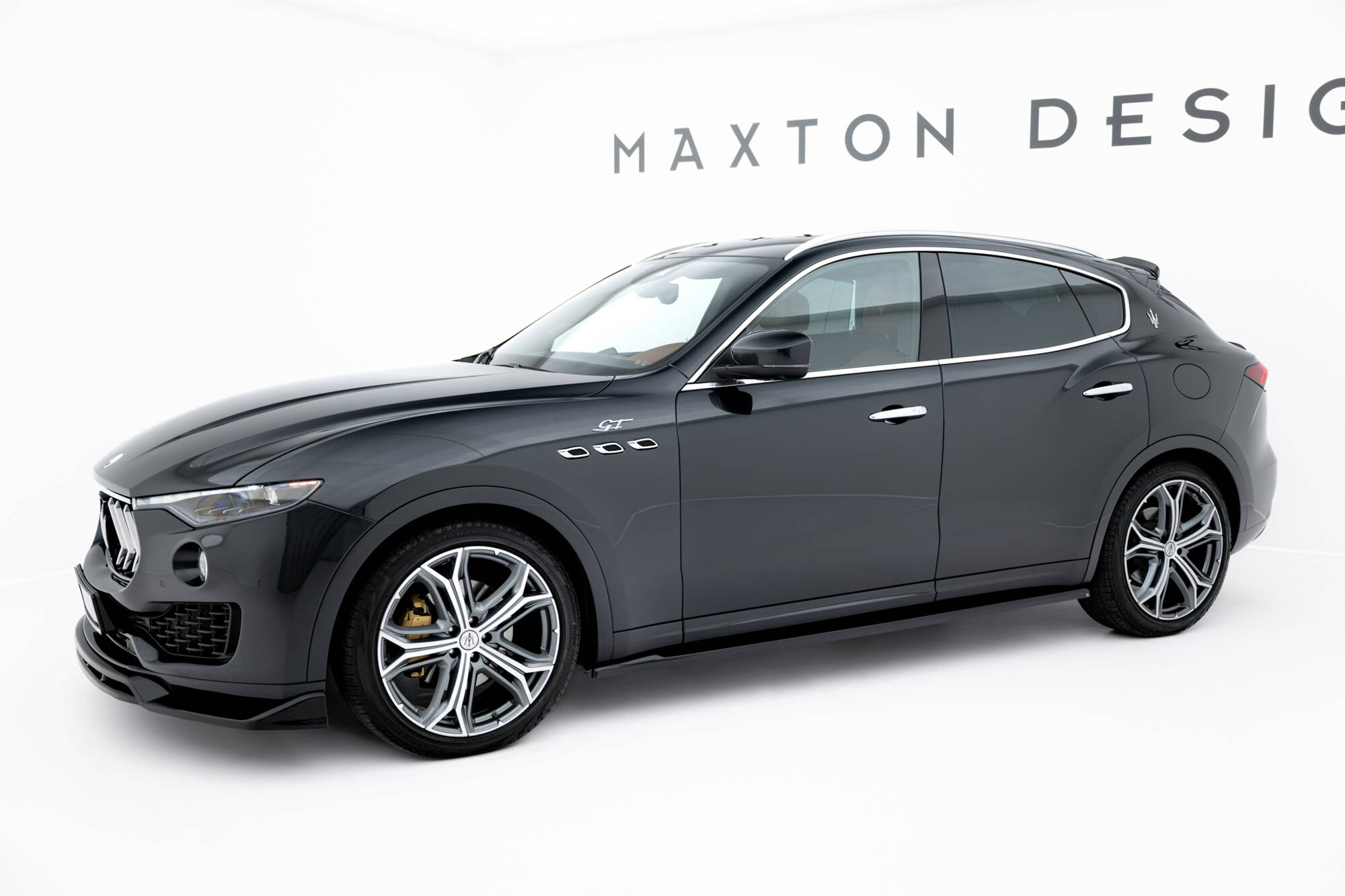 Seitenschweller Ansatz Paar passend für Maserati Levante GT Mk1 FL schwarz Hochglanz
